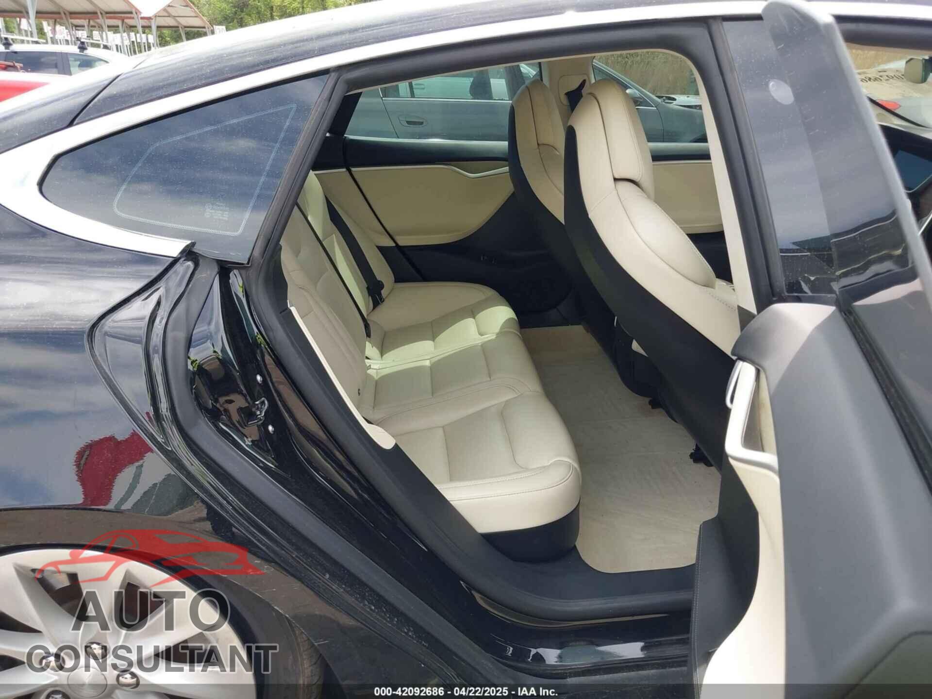 TESLA MODEL S 2017 - 5YJSA1E13HF228486