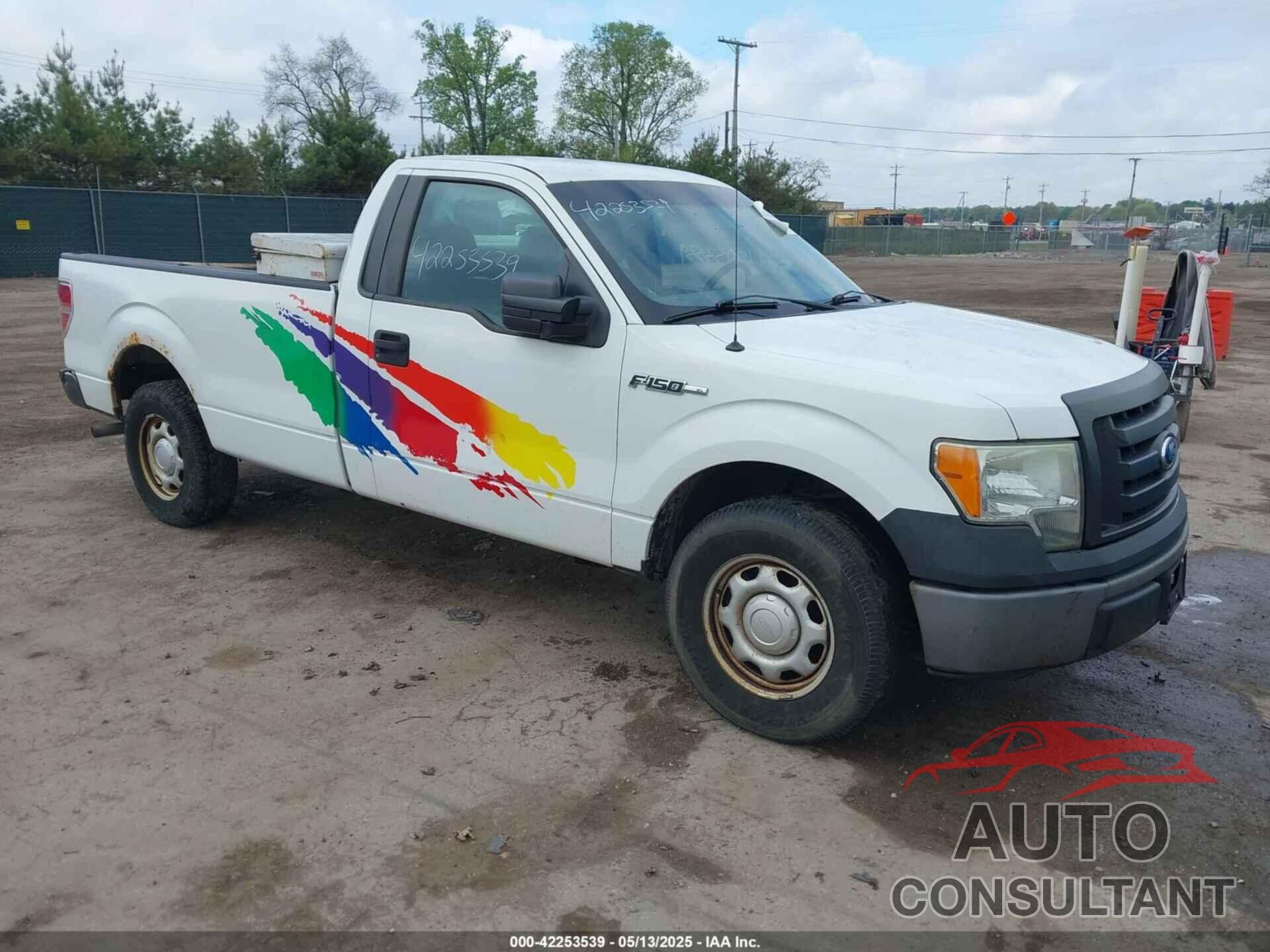FORD F-150 2011 - 1FTMF1CM0BKD31575