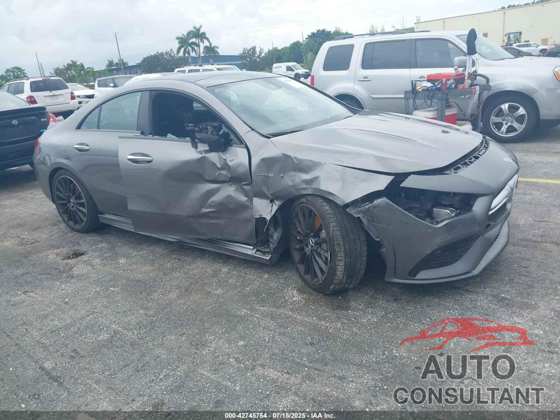 MERCEDES-BENZ AMG CLA 35 2023 - W1K5J5BB8PN404942