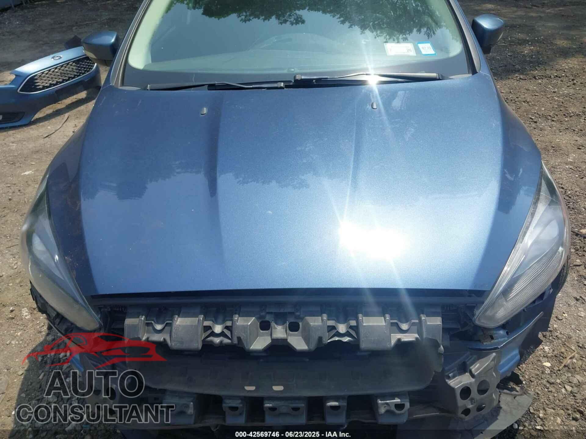 FORD FOCUS 2018 - 1FADP3M25JL242508
