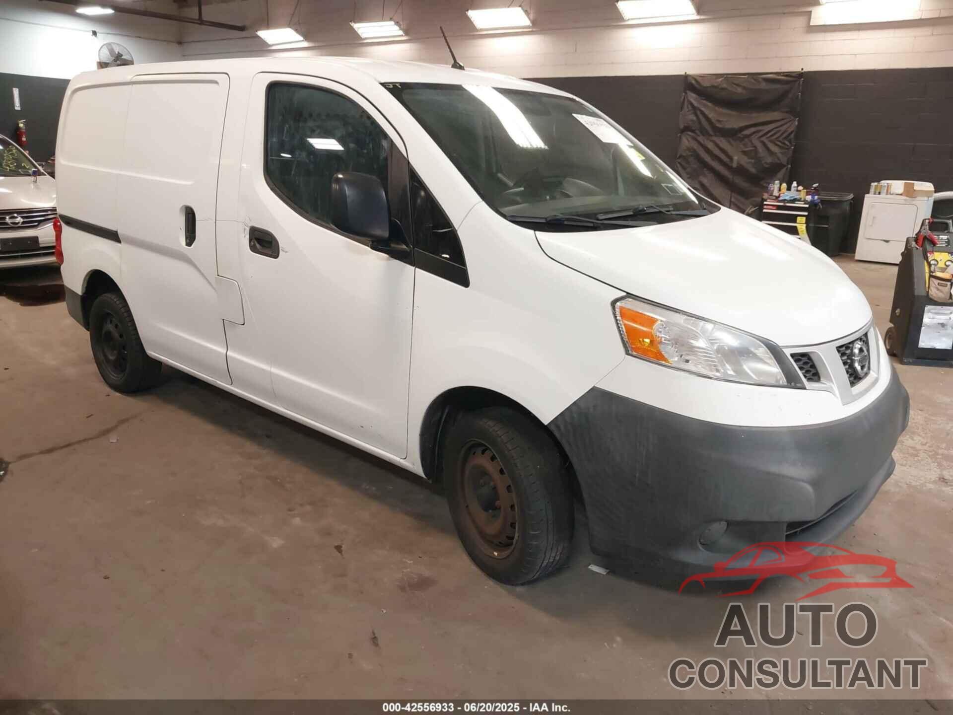 NISSAN NV200 2017 - 3N6CM0KN3HK704687