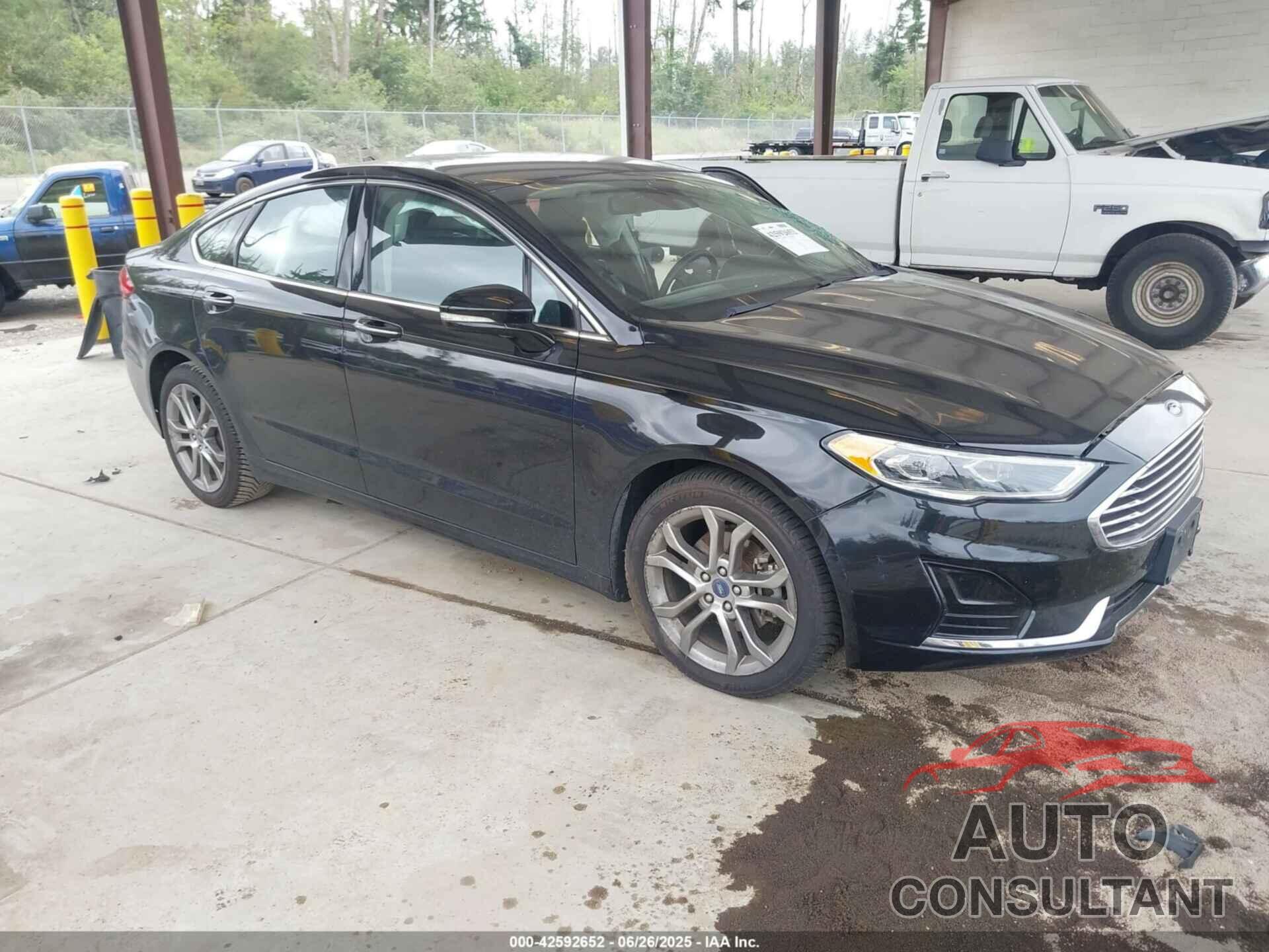 FORD FUSION 2019 - 3FA6P0CDXKR150744