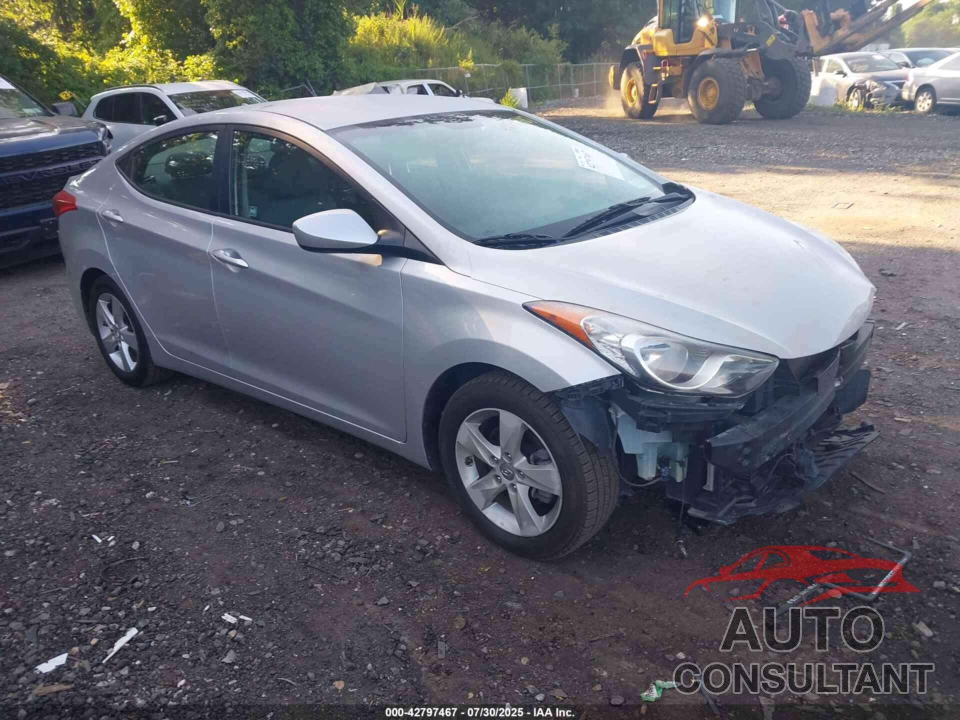 HYUNDAI ELANTRA 2013 - KMHDH4AE3DU664296