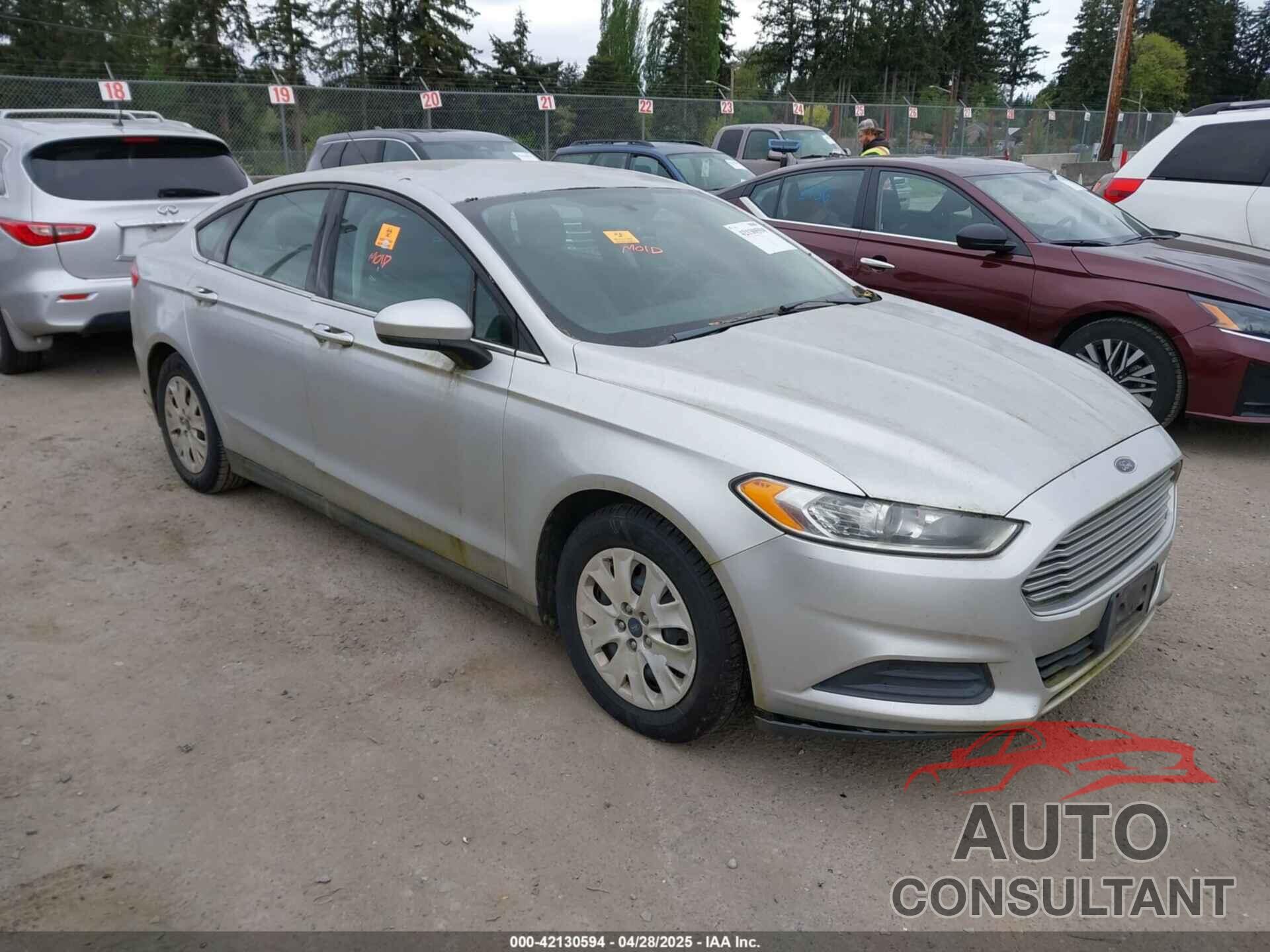 FORD FUSION 2013 - 3FA6P0G70DR326370