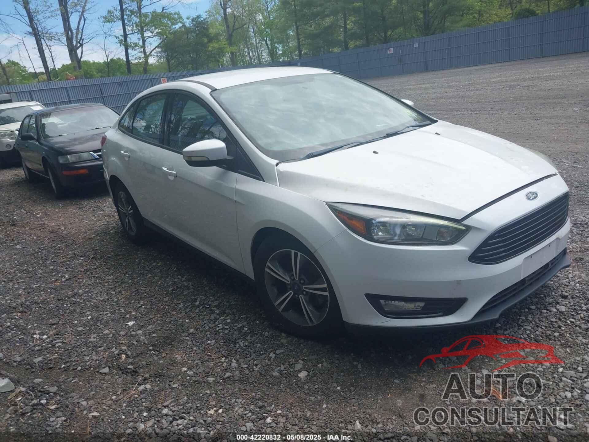FORD FOCUS 2017 - 1FADP3FEXHL233966