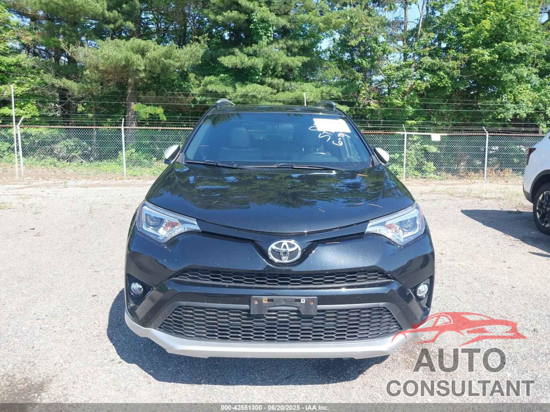 TOYOTA RAV4 2016 - JTMJFREV2GJ089599
