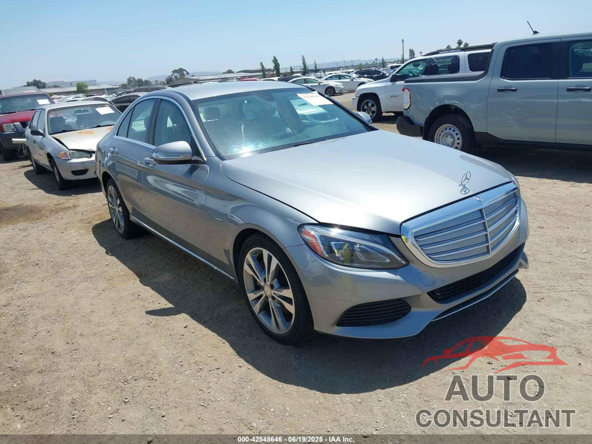 MERCEDES-BENZ C 300 2015 - 55SWF4JB7FU047874