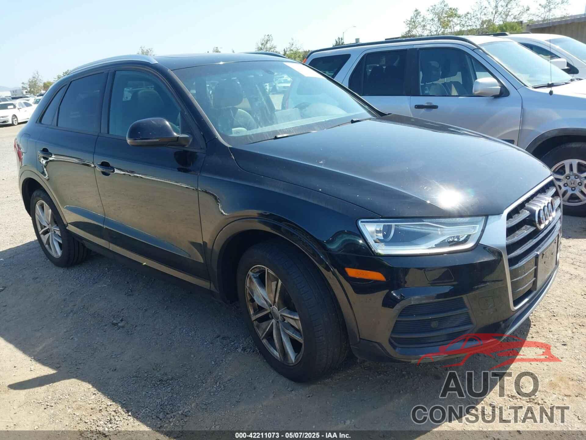 AUDI Q3 2017 - WA1BCCFS5HR010731