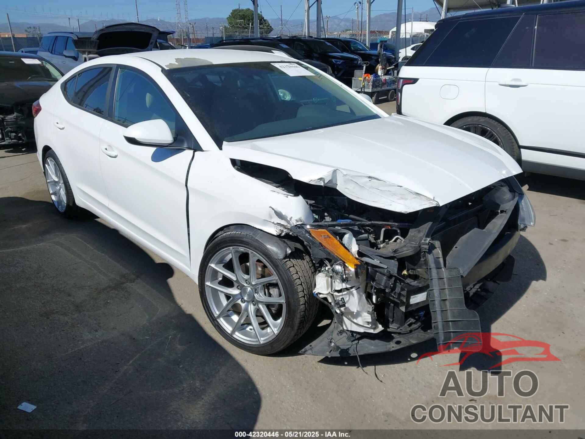 HYUNDAI ELANTRA 2020 - 5NPD74LF3LH503856