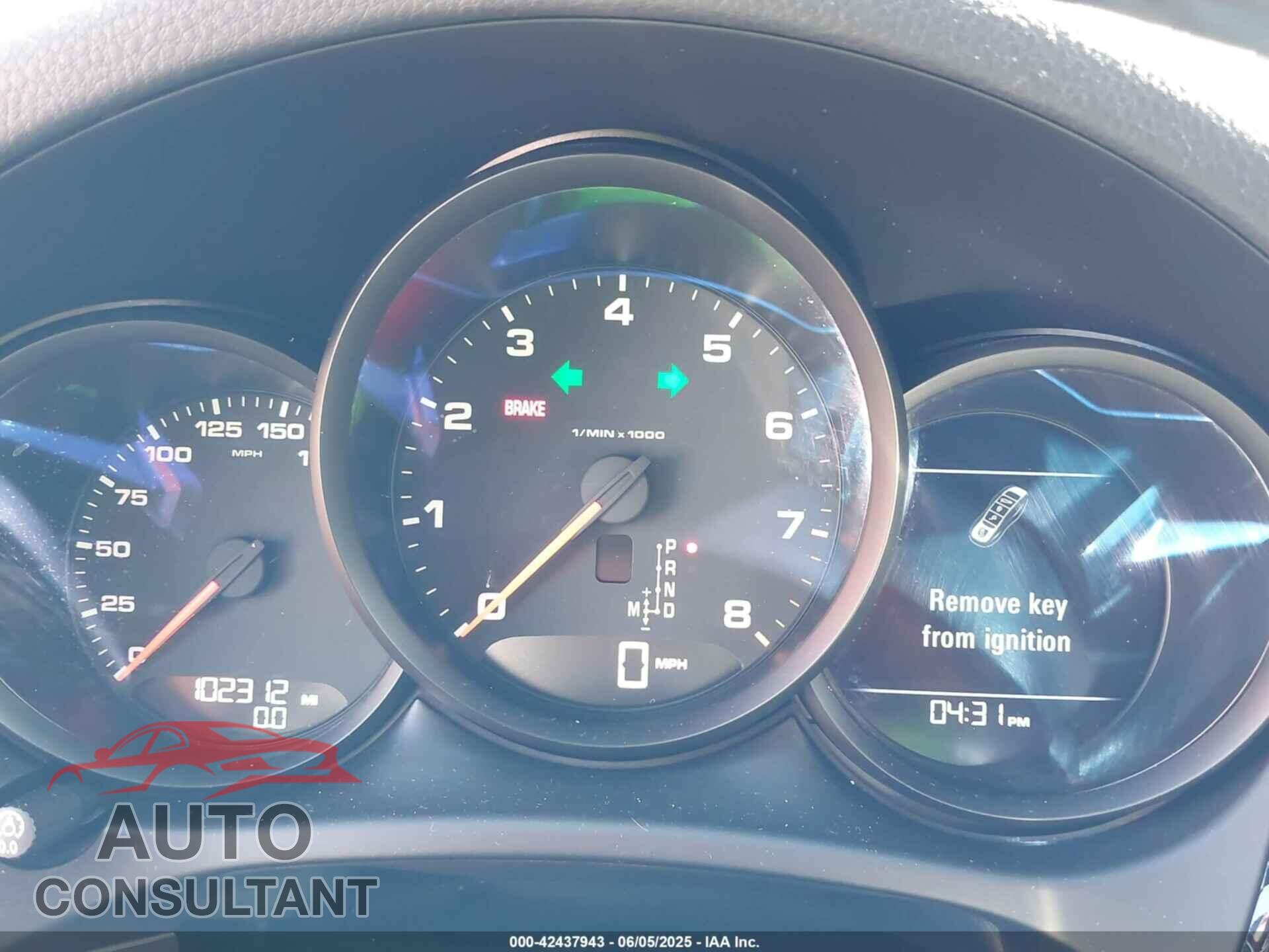 PORSCHE MACAN 2017 - WP1AA2A57HLB04985