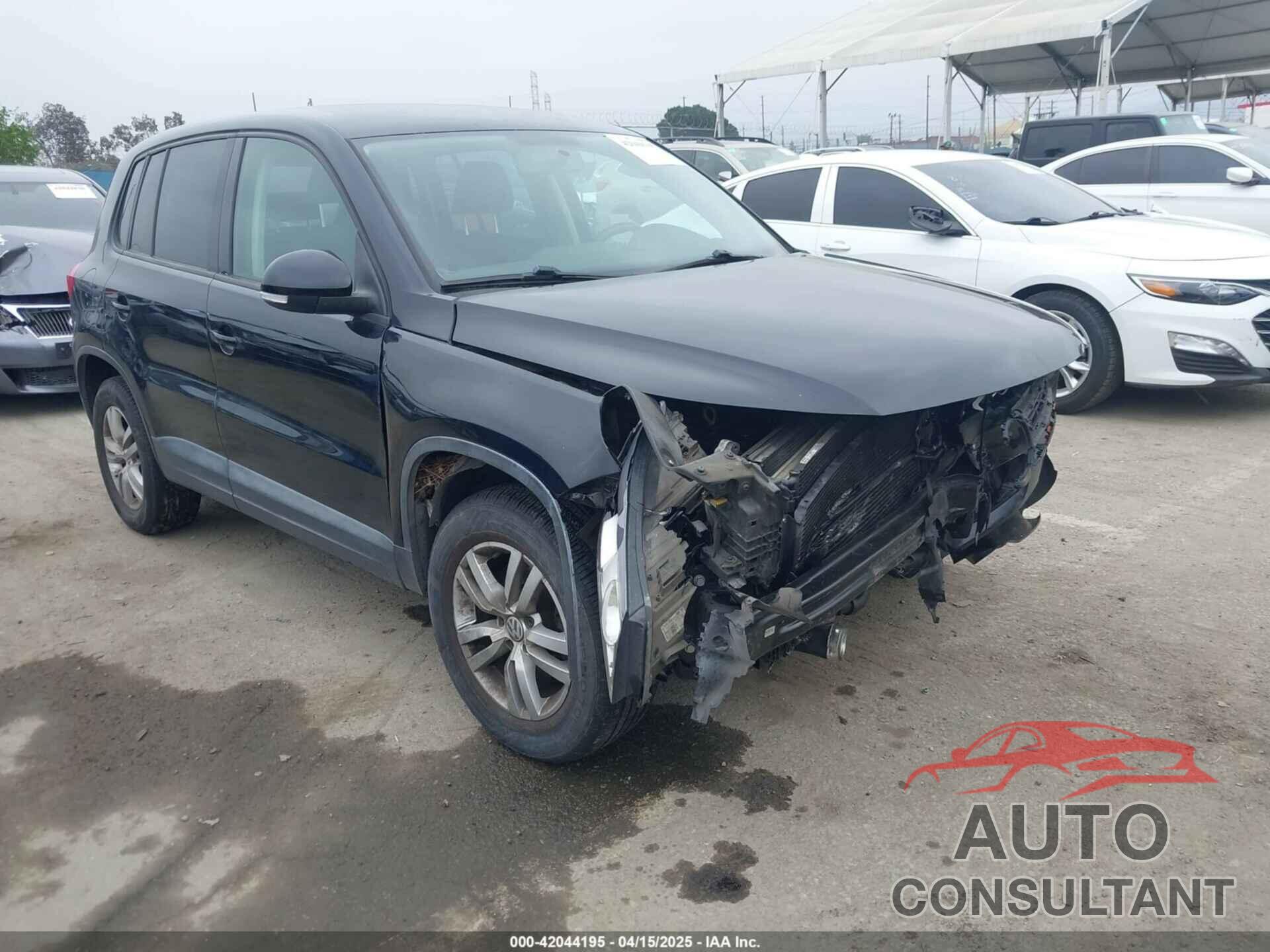 VOLKSWAGEN TIGUAN 2014 - WVGBV3AX7EW614969