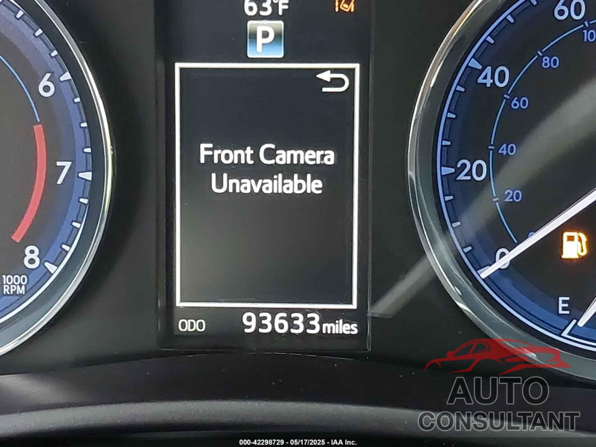 TOYOTA COROLLA 2018 - 5YFBURHEXJP817498