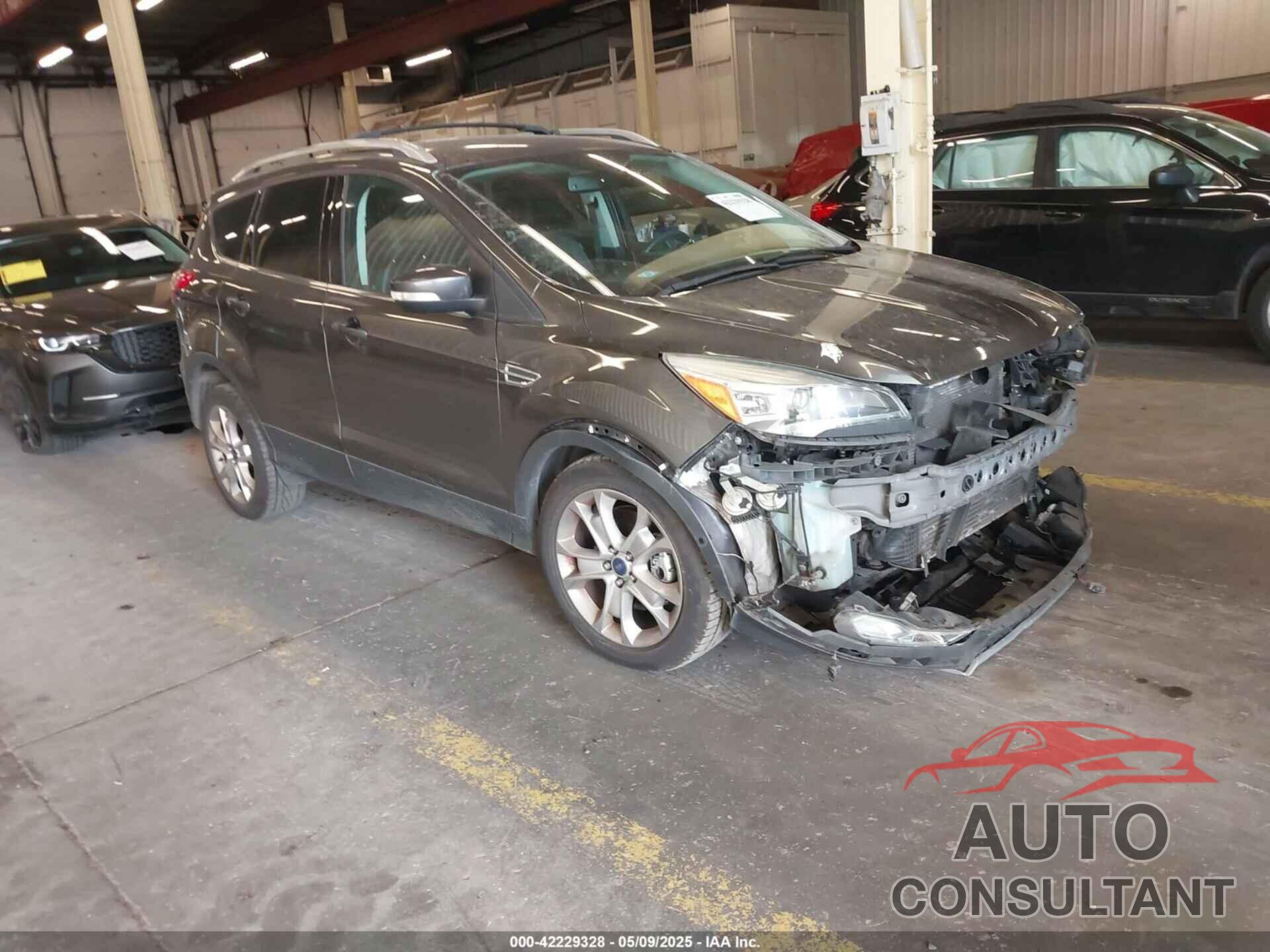 FORD ESCAPE 2015 - 1FMCU9J98FUC05727
