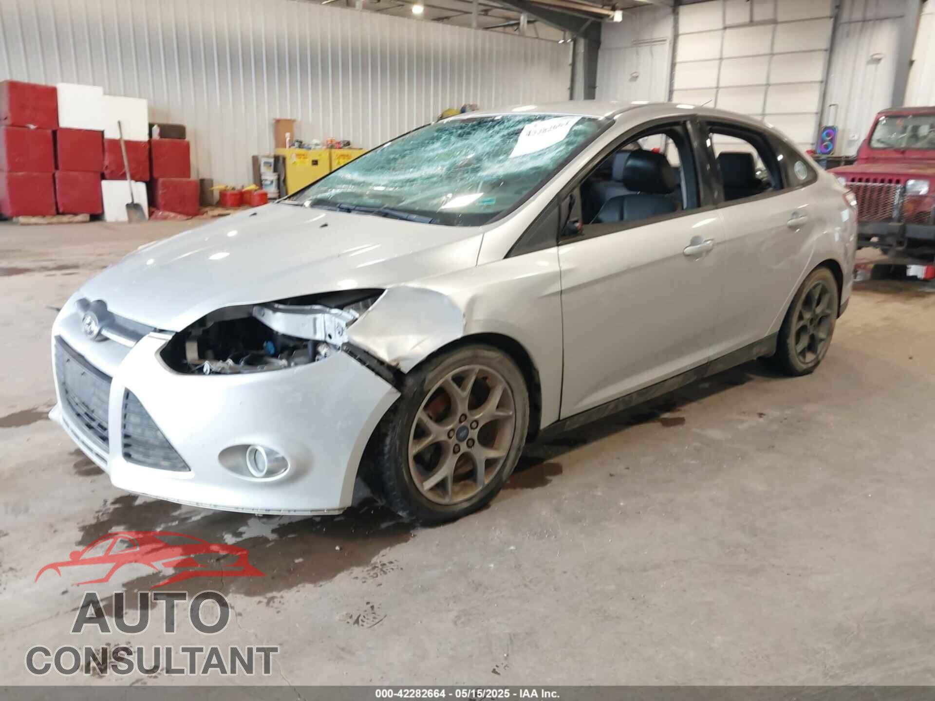 FORD FOCUS 2014 - 1FADP3F21EL195951