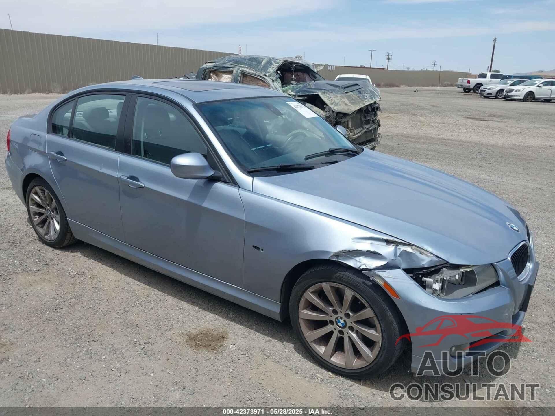 BMW 328I 2011 - WBAPH5C52BA442820