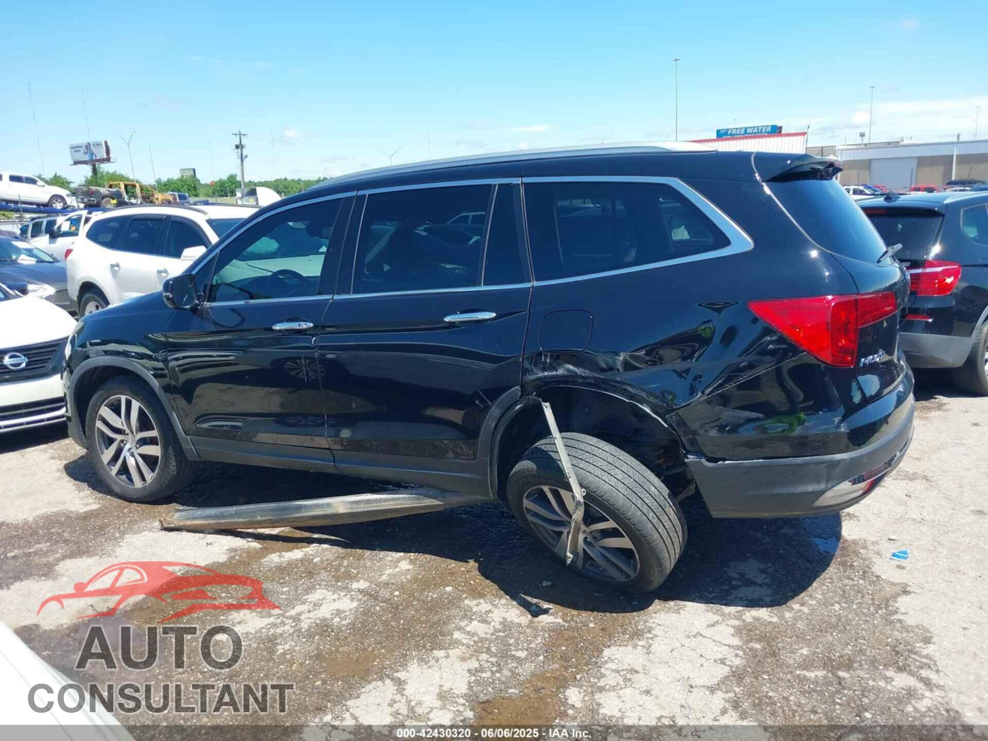 HONDA PILOT 2017 - 5FNYF6H07HB047306