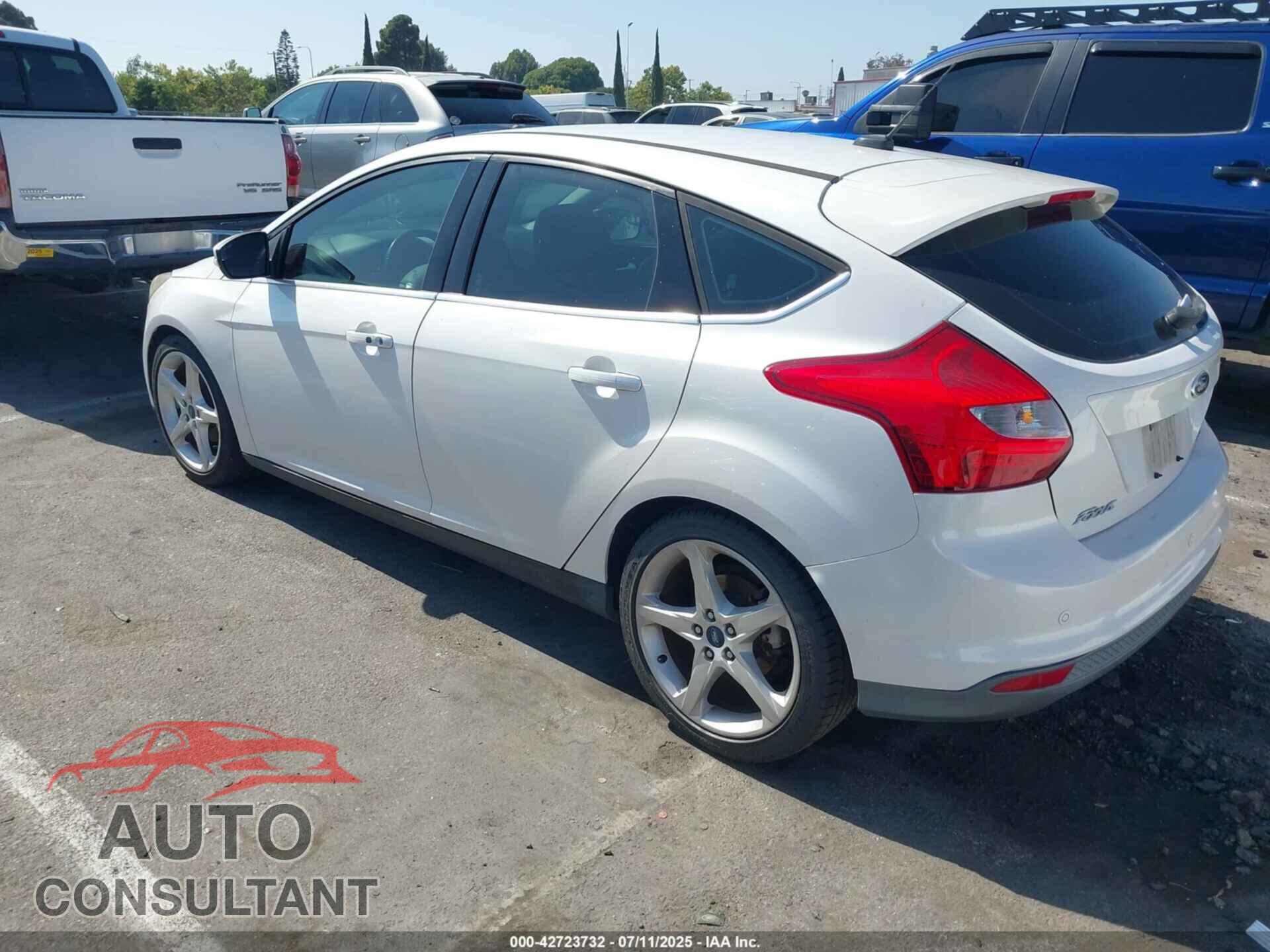FORD FOCUS 2014 - 1FADP3N2XEL453451