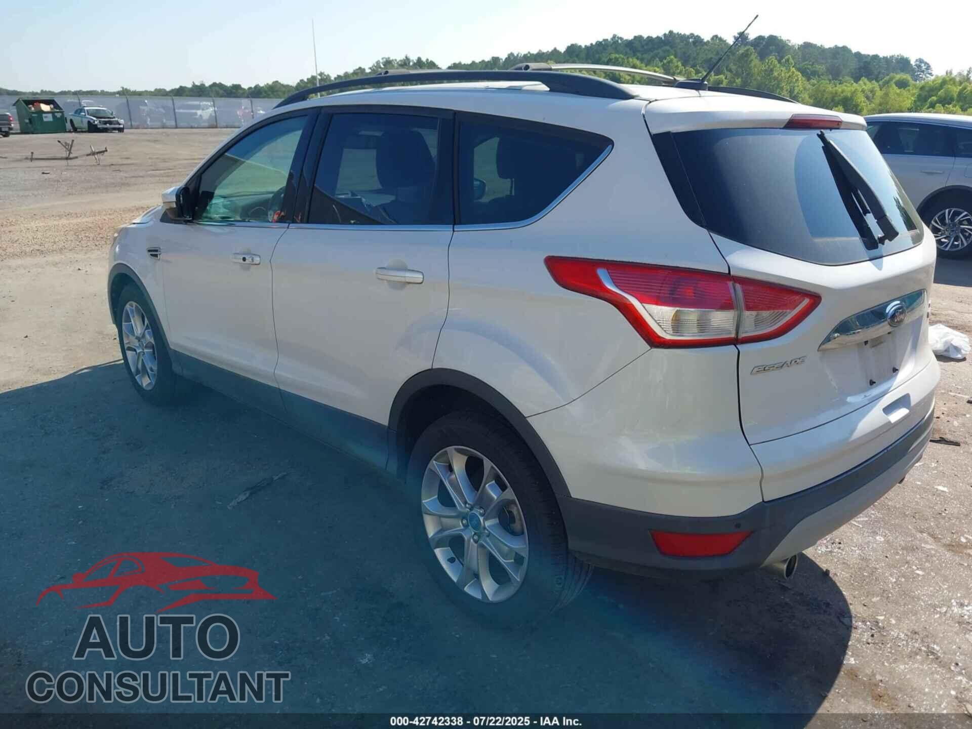 FORD ESCAPE 2013 - 1FMCU0H93DUB28649