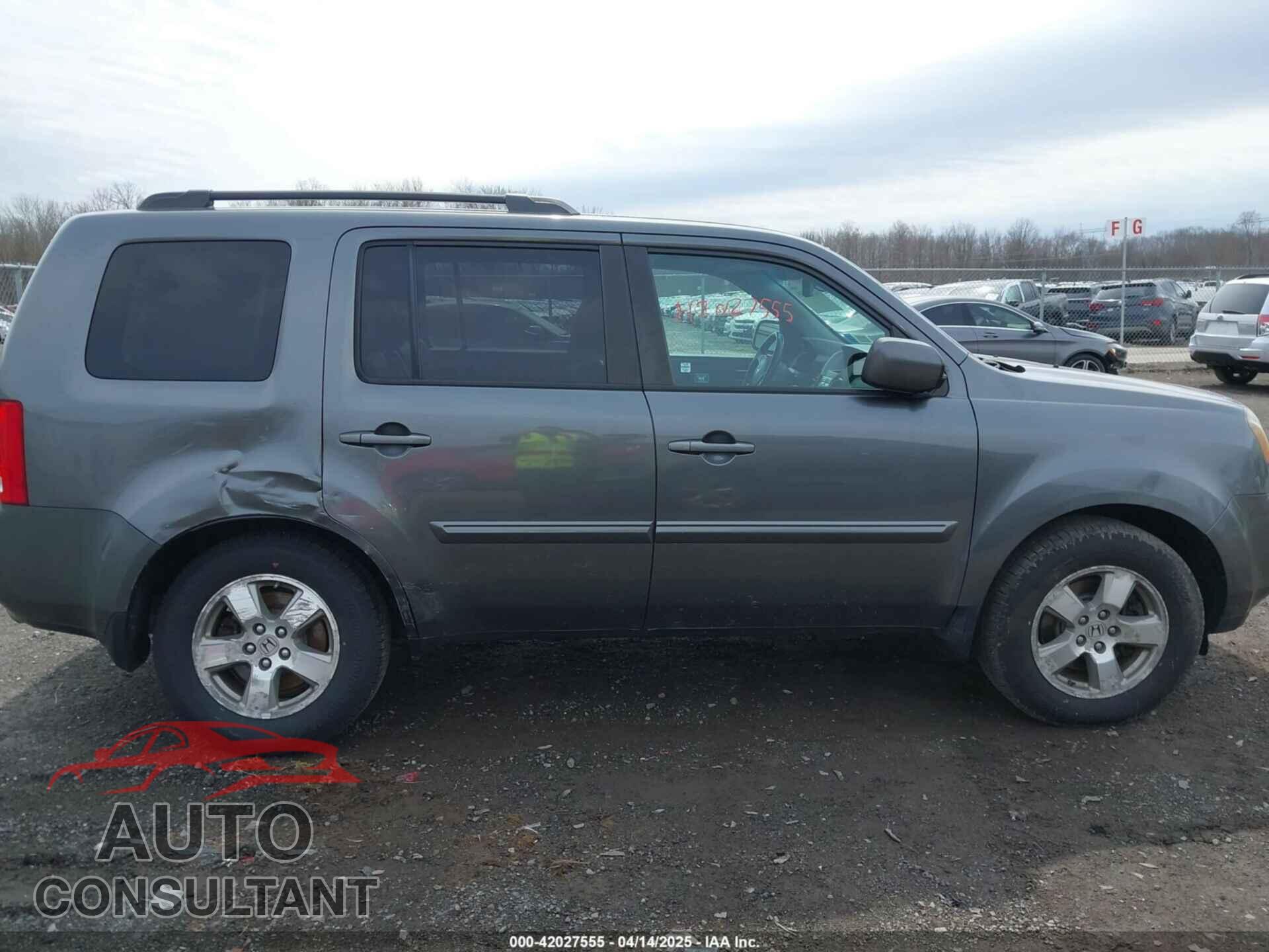 HONDA PILOT 2011 - 5FNYF4H54BB065902