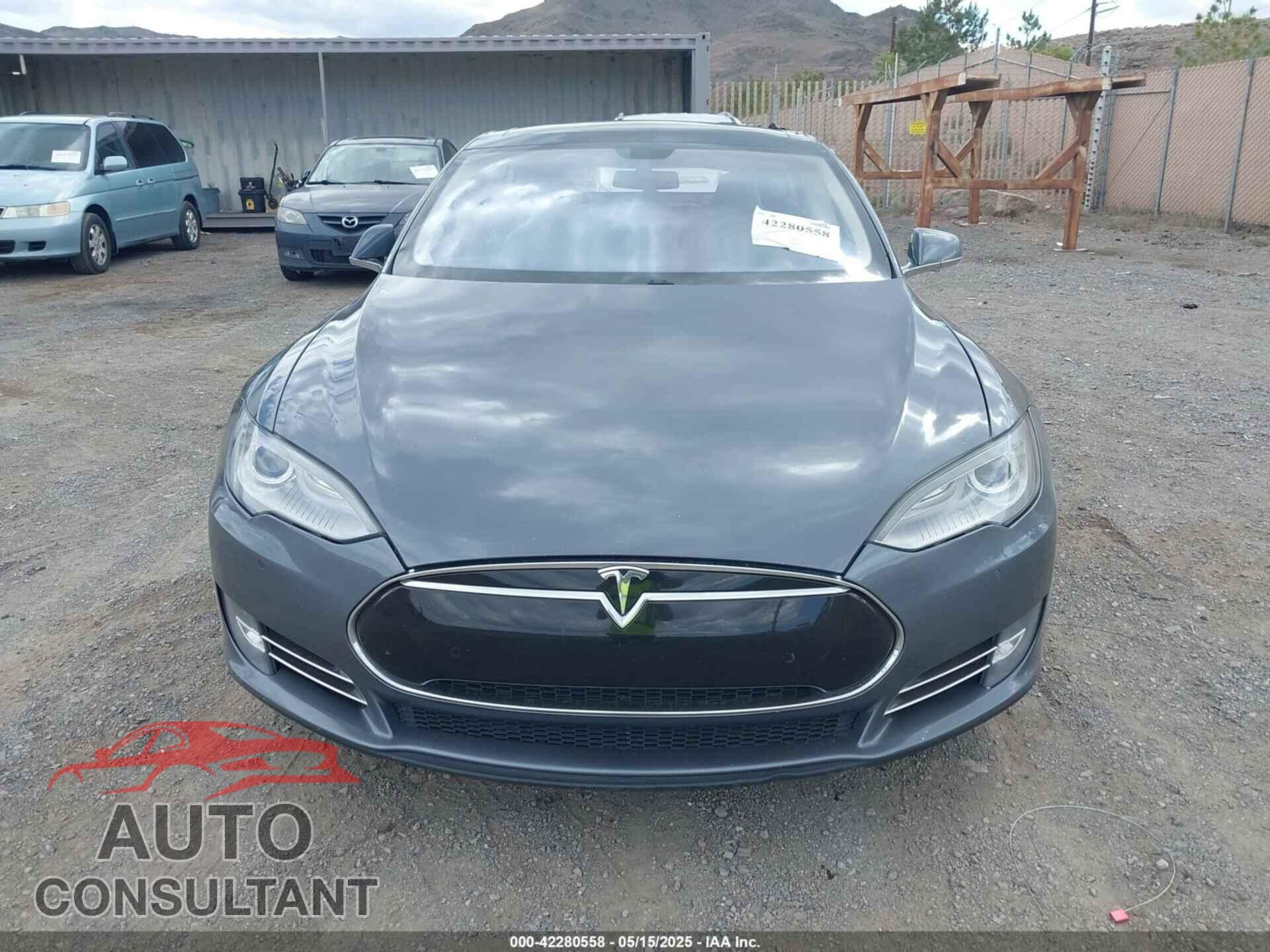 TESLA MODEL S 2013 - 5YJSA1CN5DFP21635