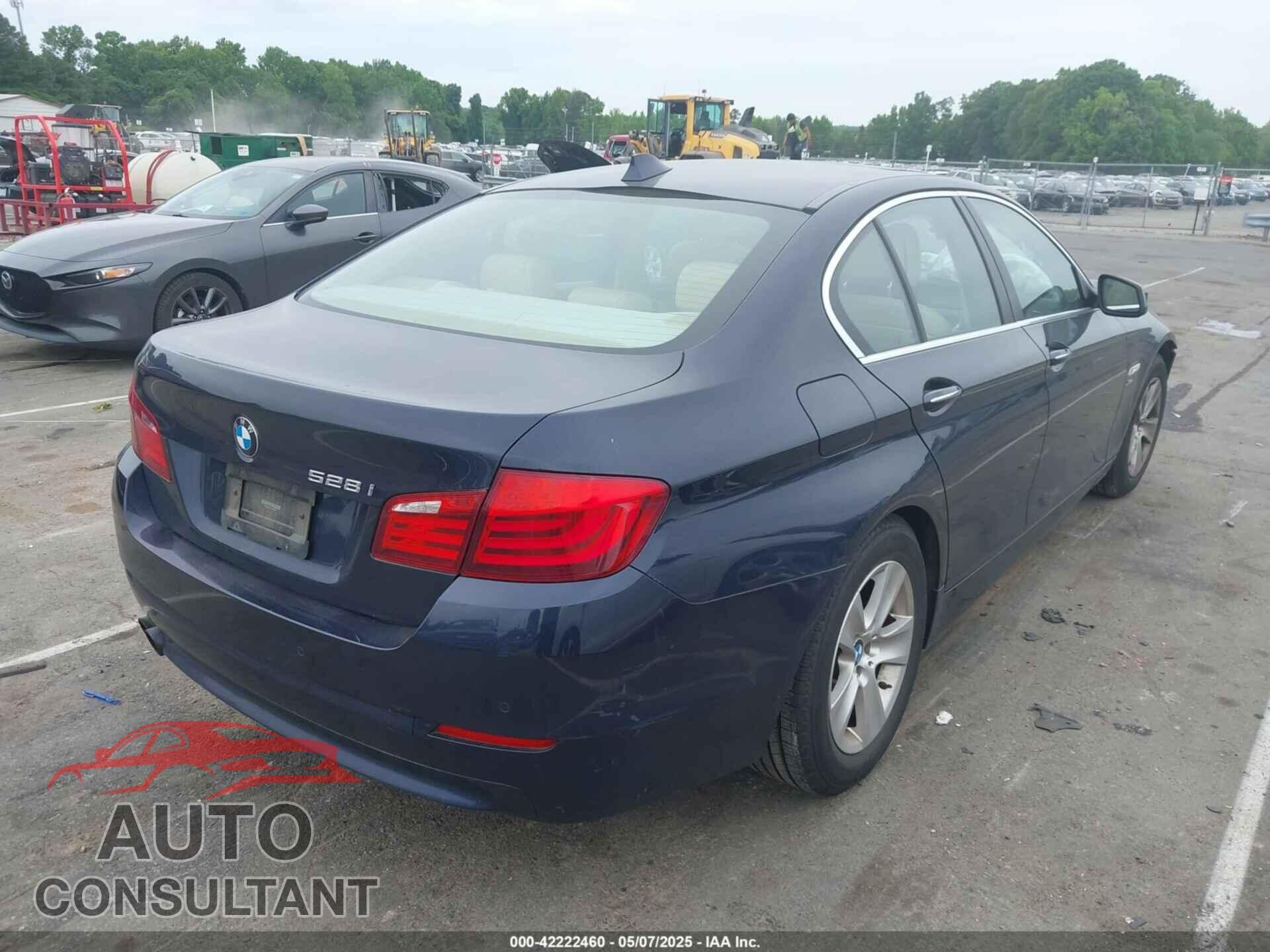 BMW 528I 2012 - WBAXH5C58CDW08404