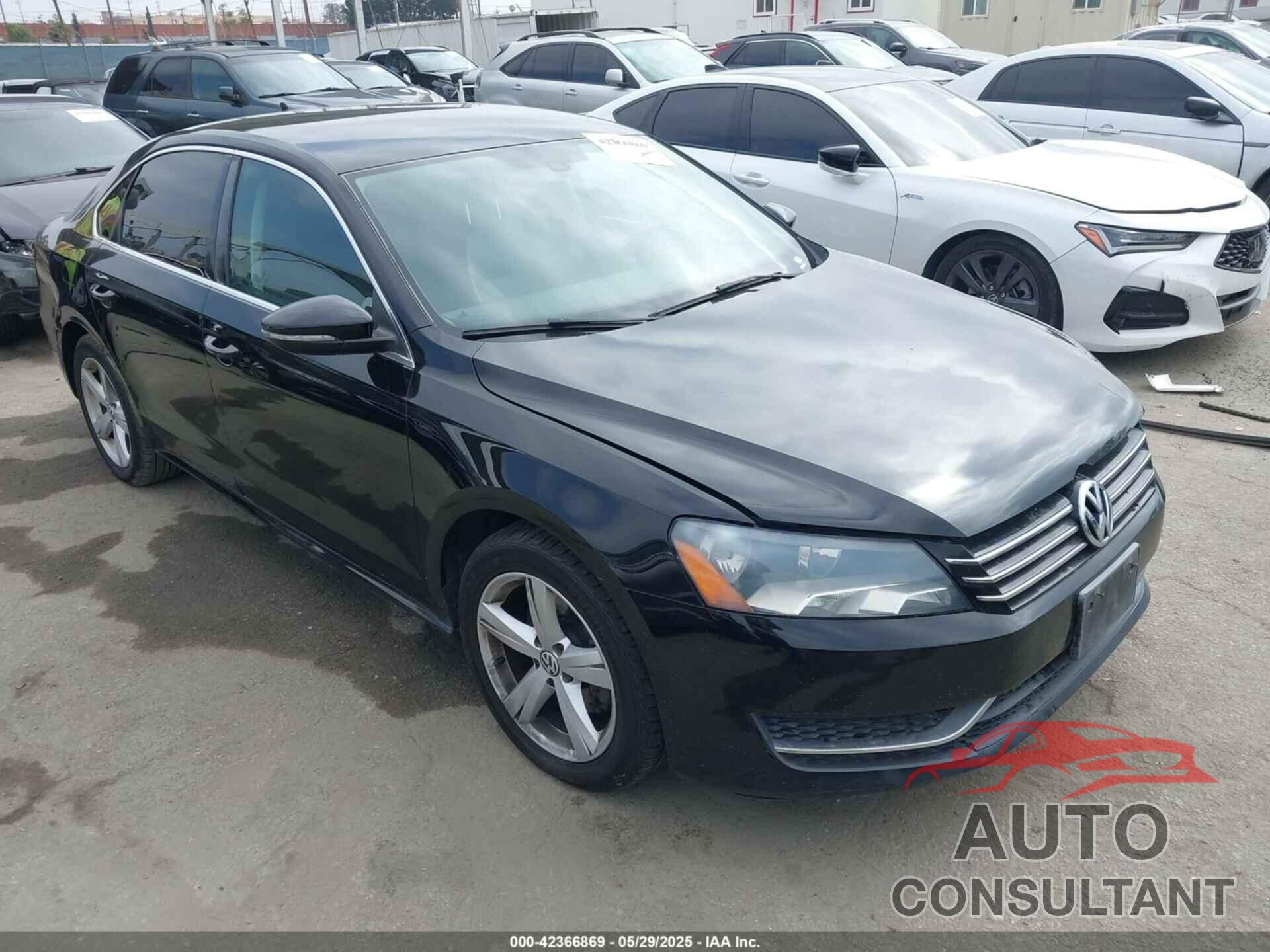 VOLKSWAGEN PASSAT 2012 - 1VWBP7A39CC098130