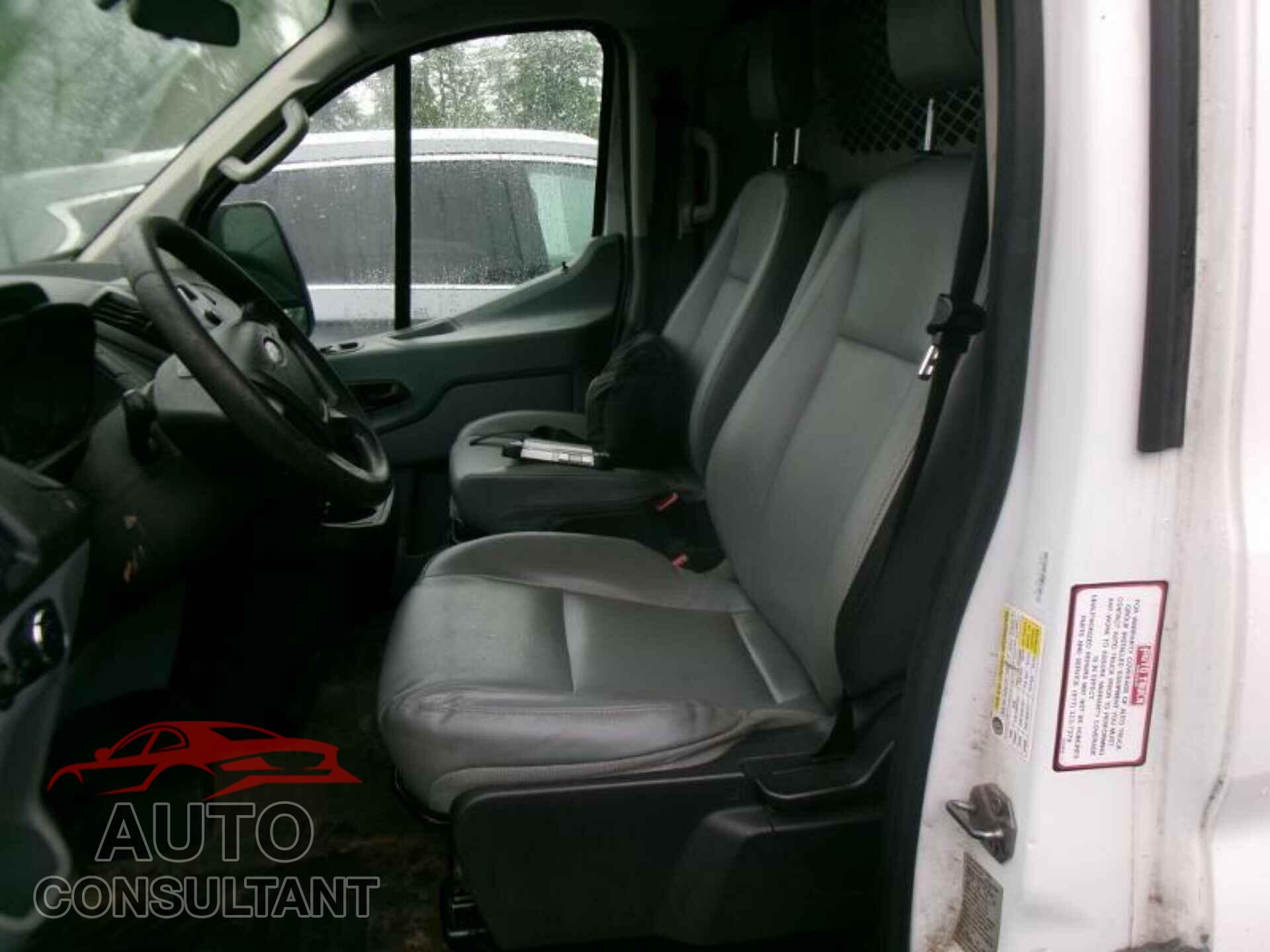FORD TRANSIT-150 2015 - 1FTNE1YM7FKA97389