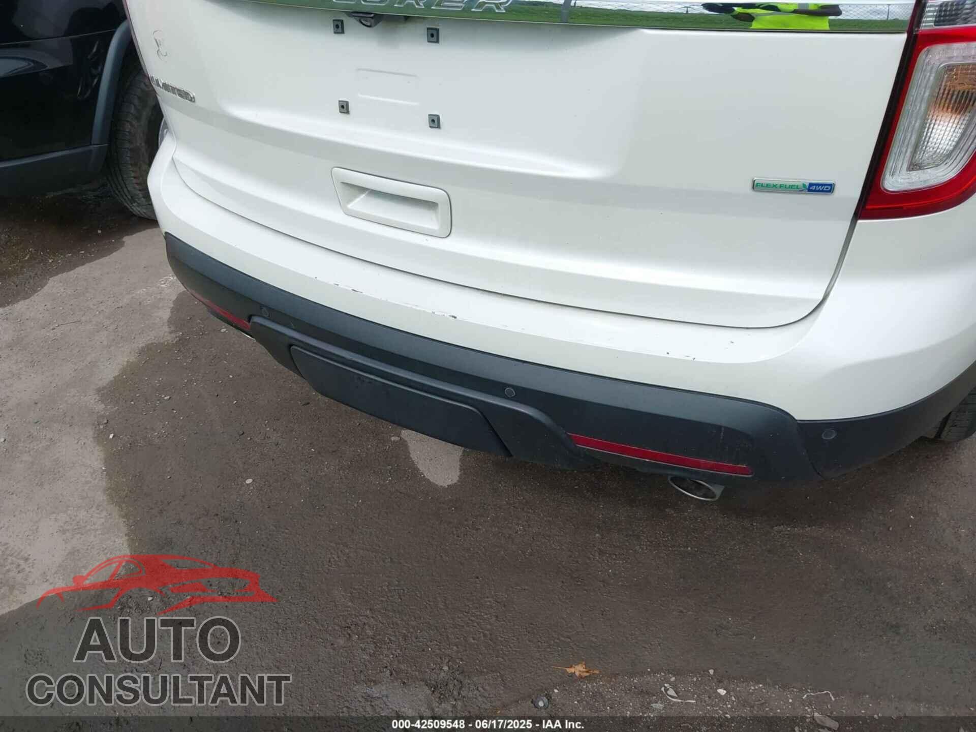 FORD EXPLORER 2013 - 1FM5K8F86DGA37641