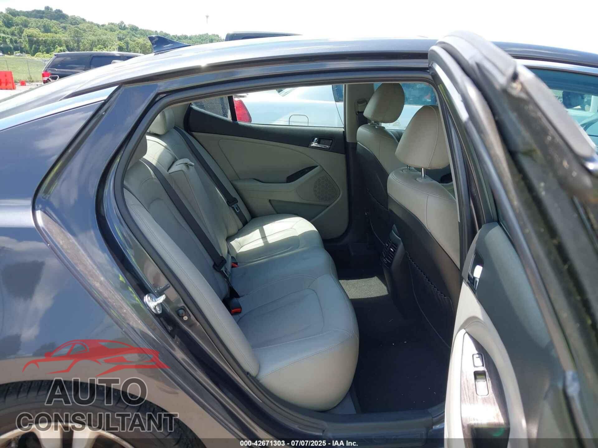 KIA OPTIMA 2011 - KNAGN4A75B5149476