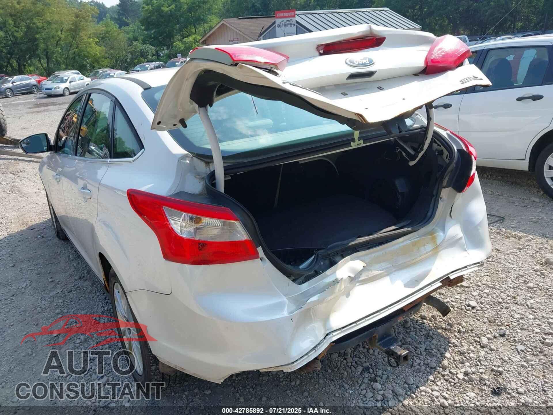 FORD FOCUS 2012 - 1FAHP3H29CL445870