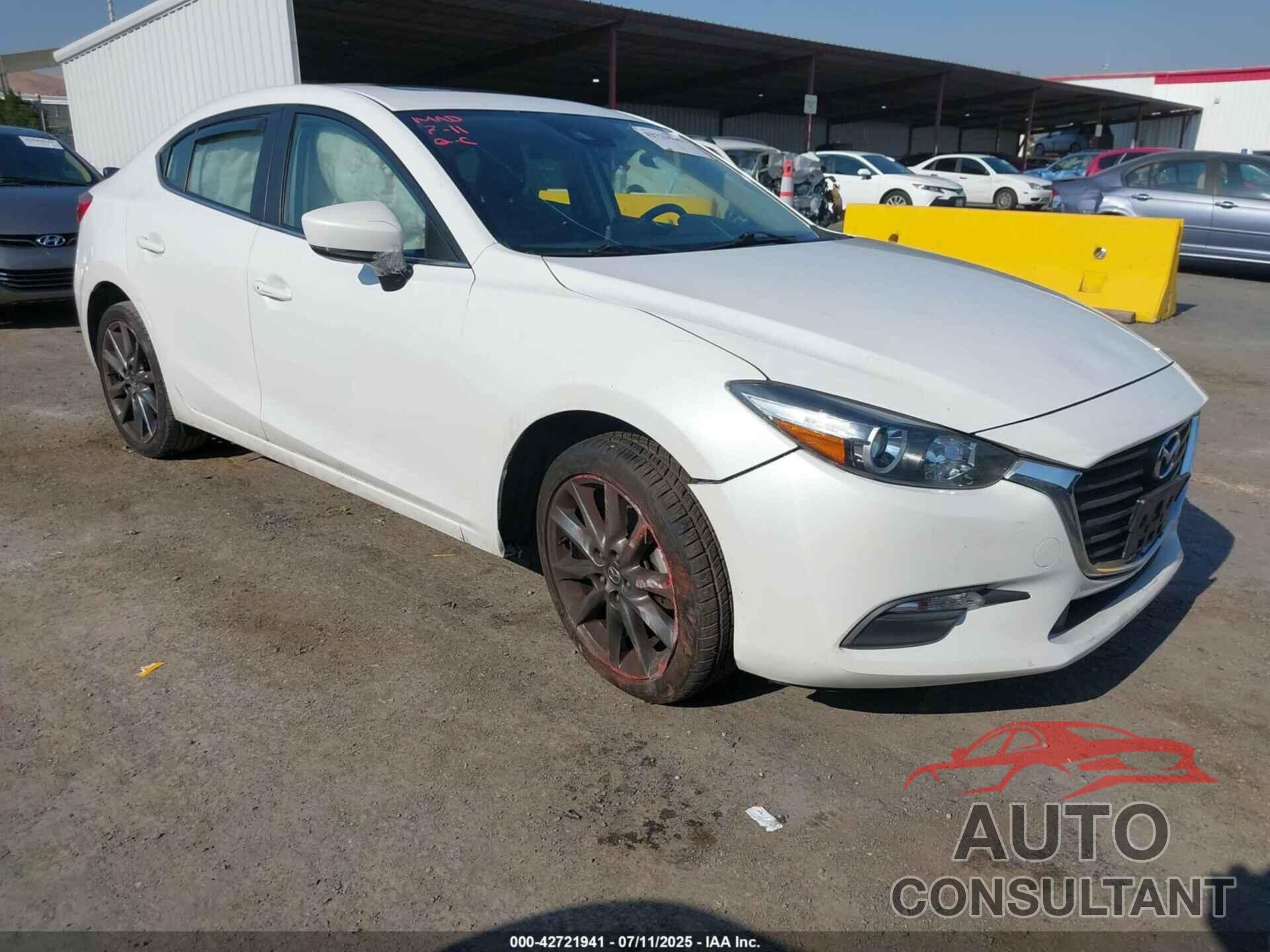 MAZDA MAZDA3 2018 - 3MZBN1V35JM259744