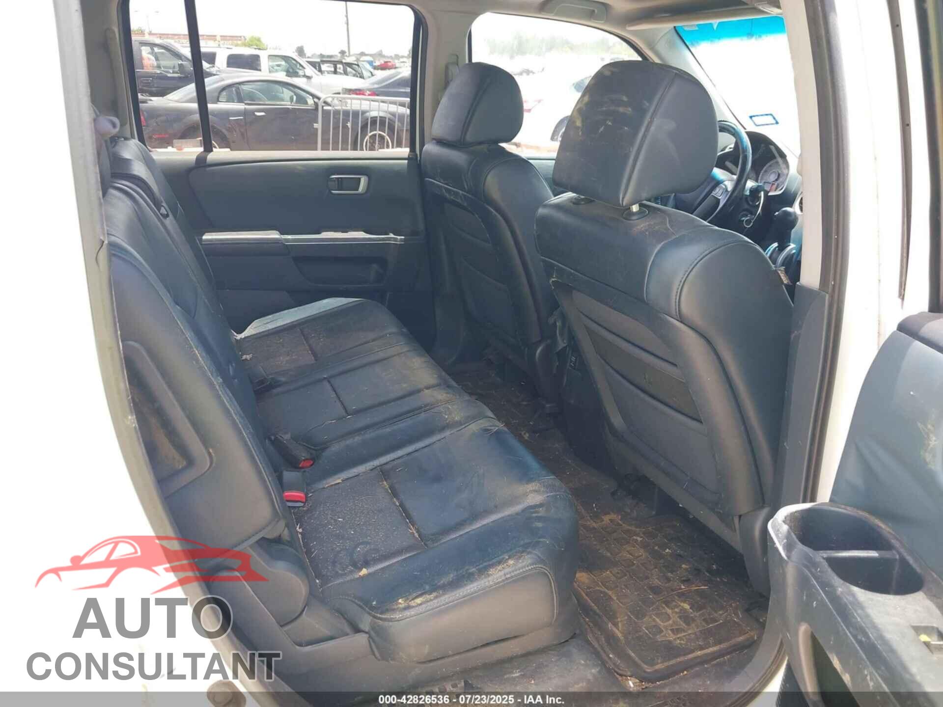 HONDA PILOT 2009 - 5FNYF38579B024815