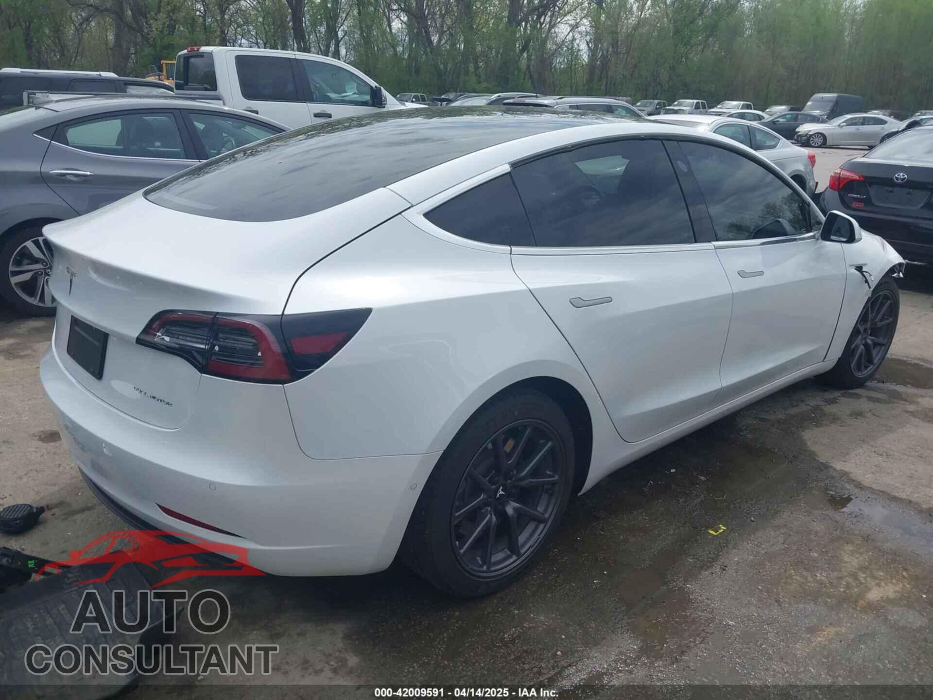 TESLA MODEL 3 2020 - 5YJ3E1EB7LF786903