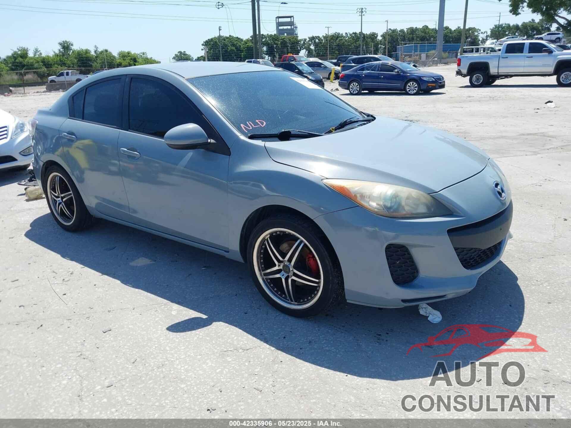 MAZDA MAZDA3 2012 - JM1BL1V84C1683999