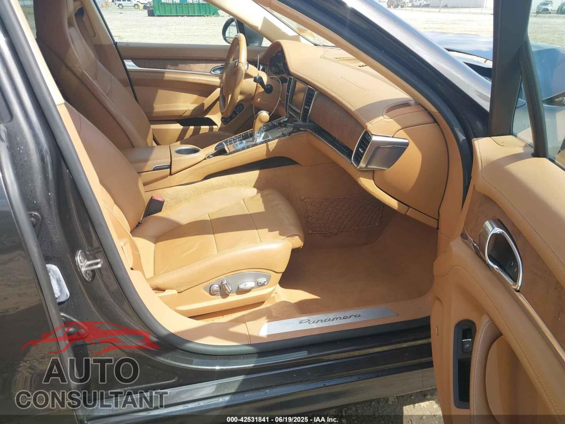PORSCHE PANAMERA 2013 - WP0AA2A74DL012052
