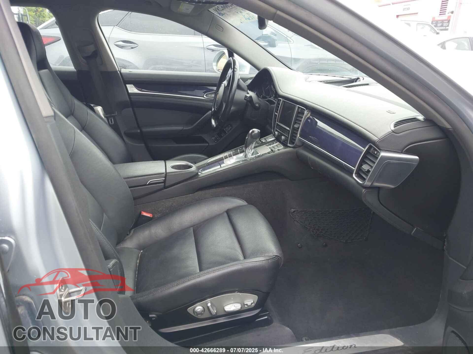 PORSCHE PANAMERA 2016 - WP0AA2A72GL001734
