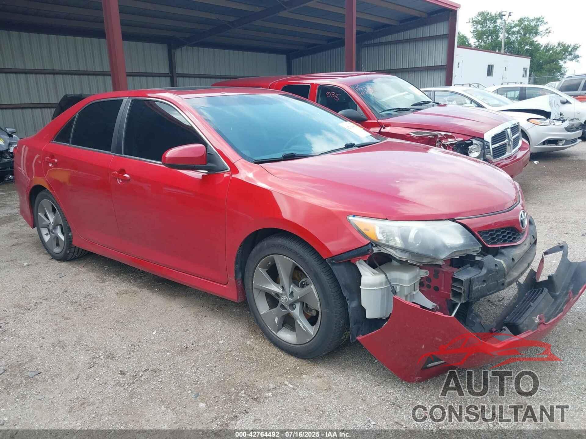 TOYOTA CAMRY 2014 - 4T1BF1FK8EU856101