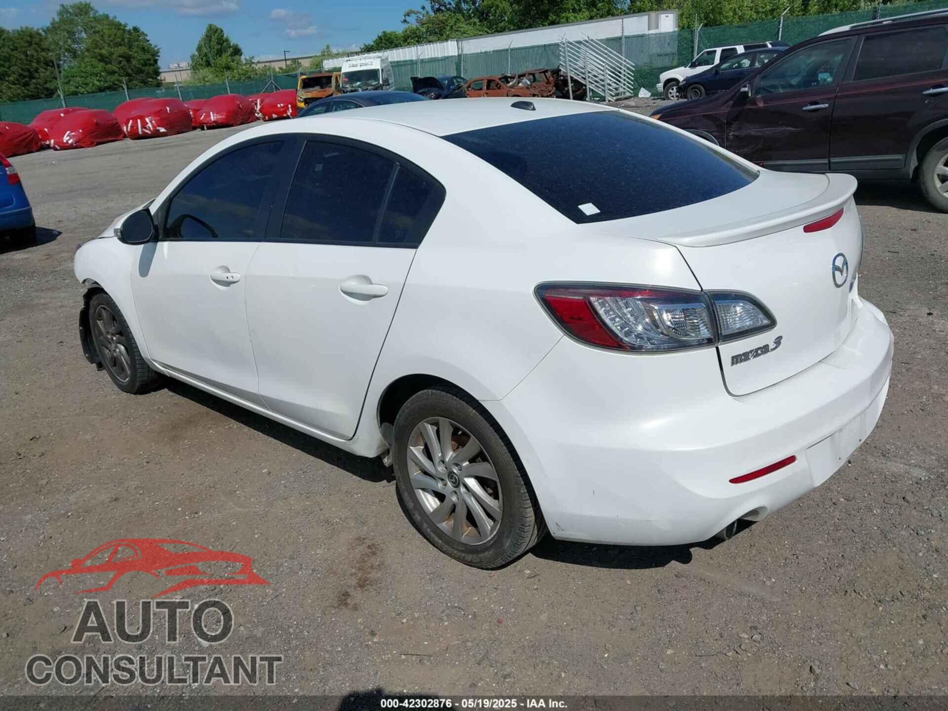MAZDA MAZDA3 2013 - JM1BL1WP1D1726847