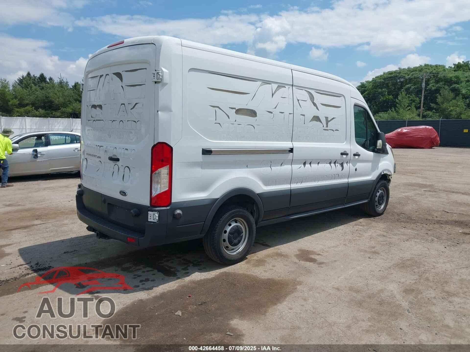 FORD TRANSIT-250 2017 - 1FTYR2CM4HKB46274