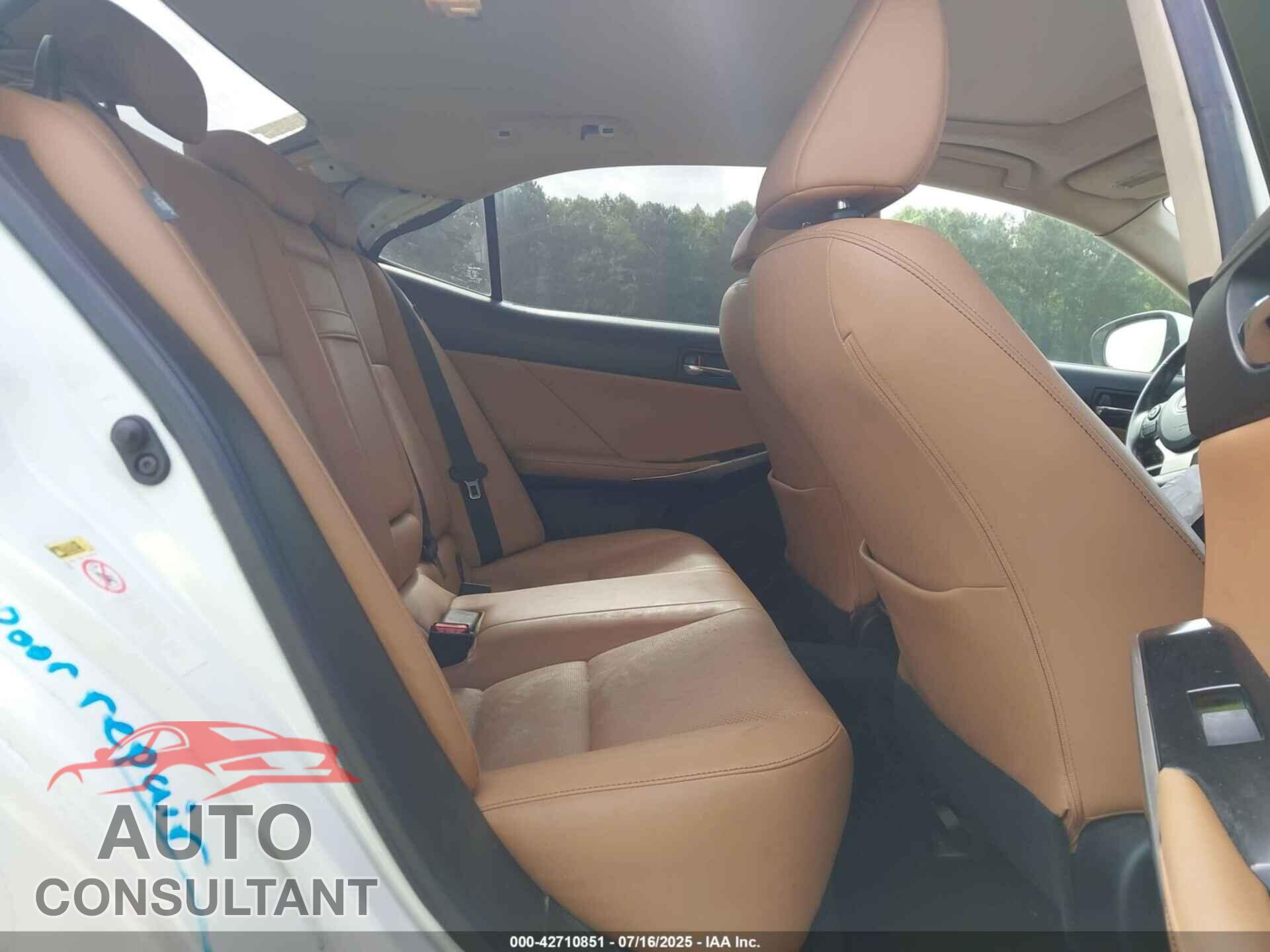 LEXUS IS 350 2014 - JTHBE1D26E5001237