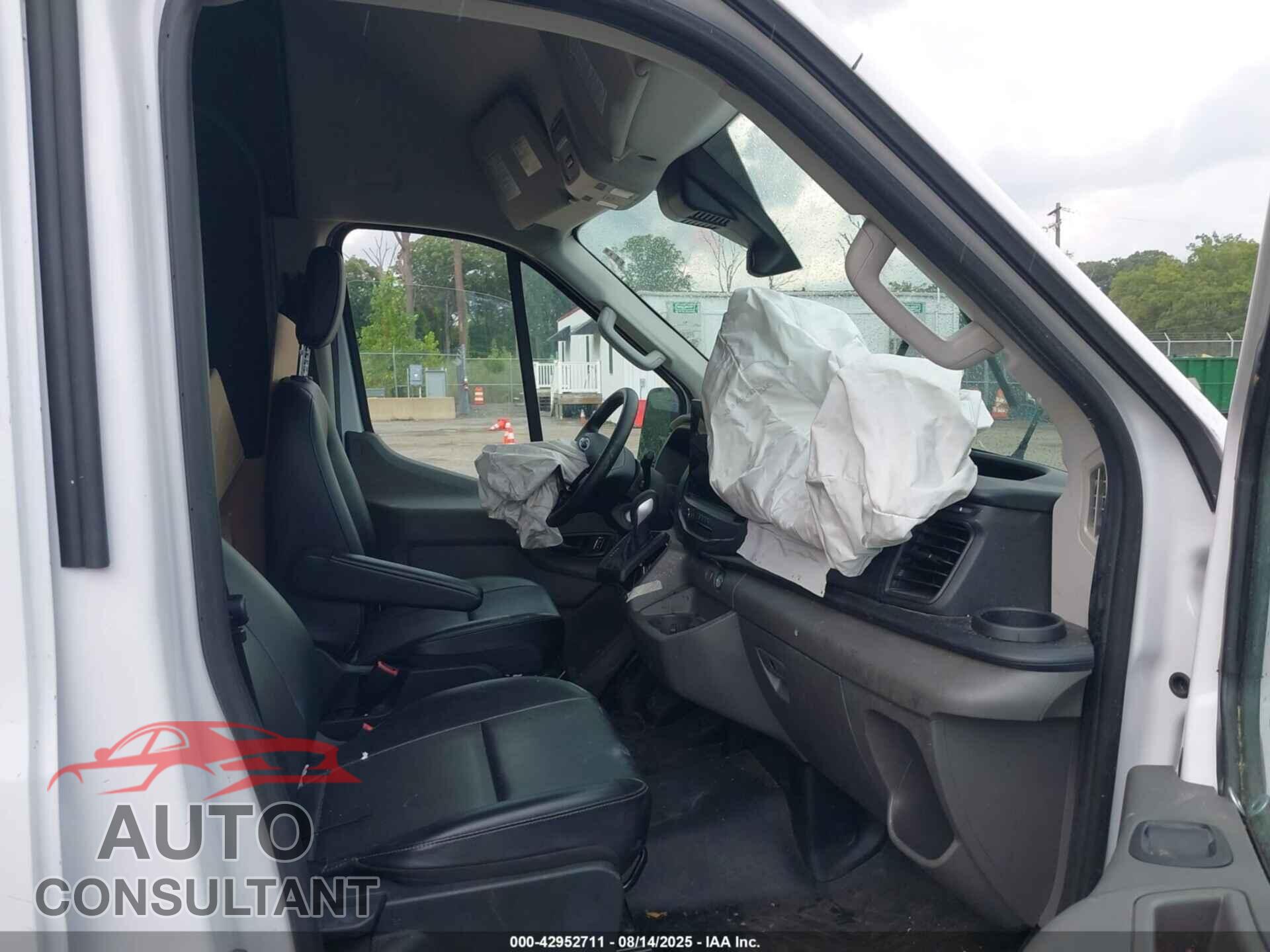 FORD TRANSIT-250 CARGO VAN 2024 - 1FTBR3X80RKA59403