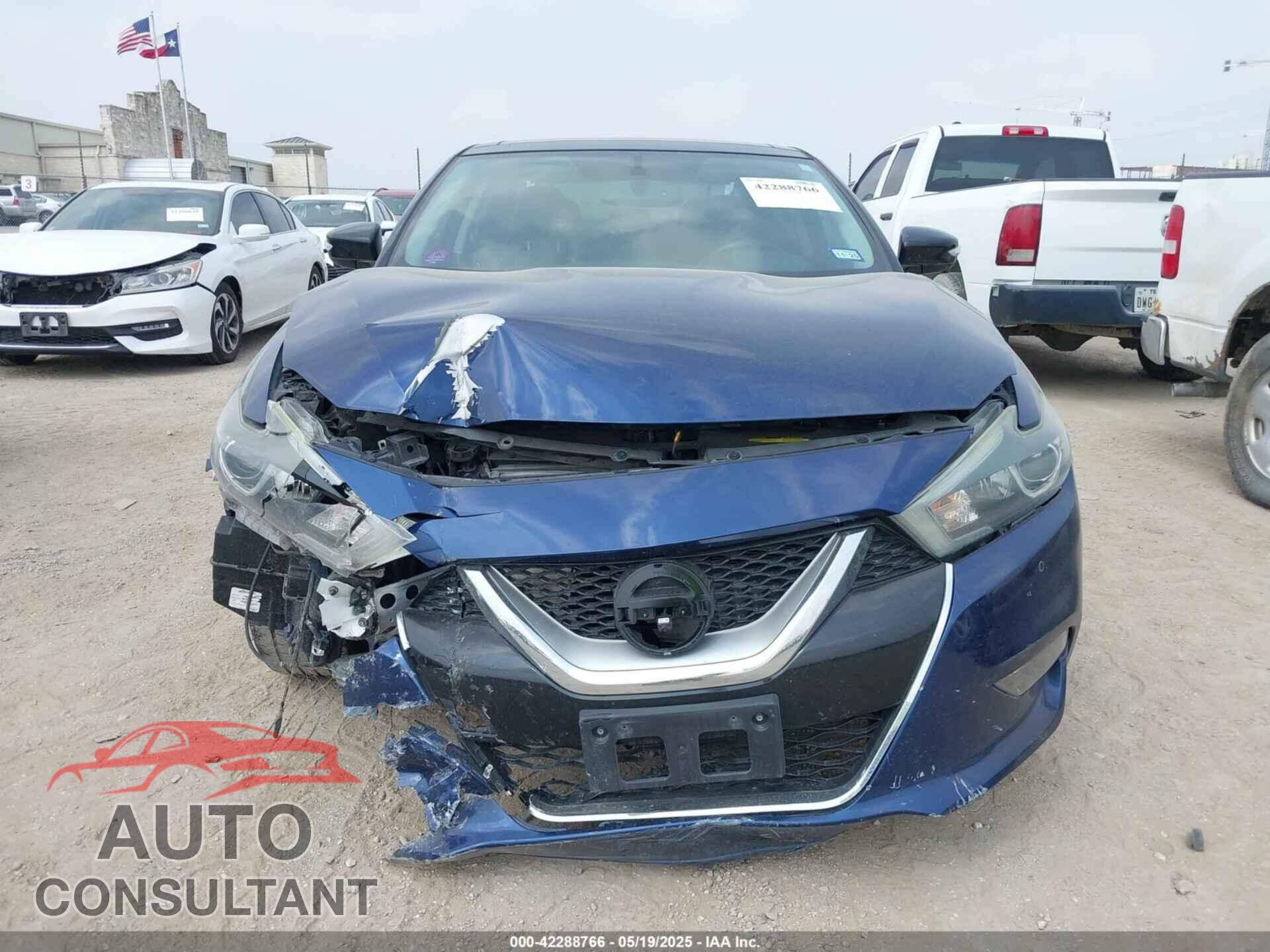 NISSAN MAXIMA 2017 - 1N4AA6AP6HC452941