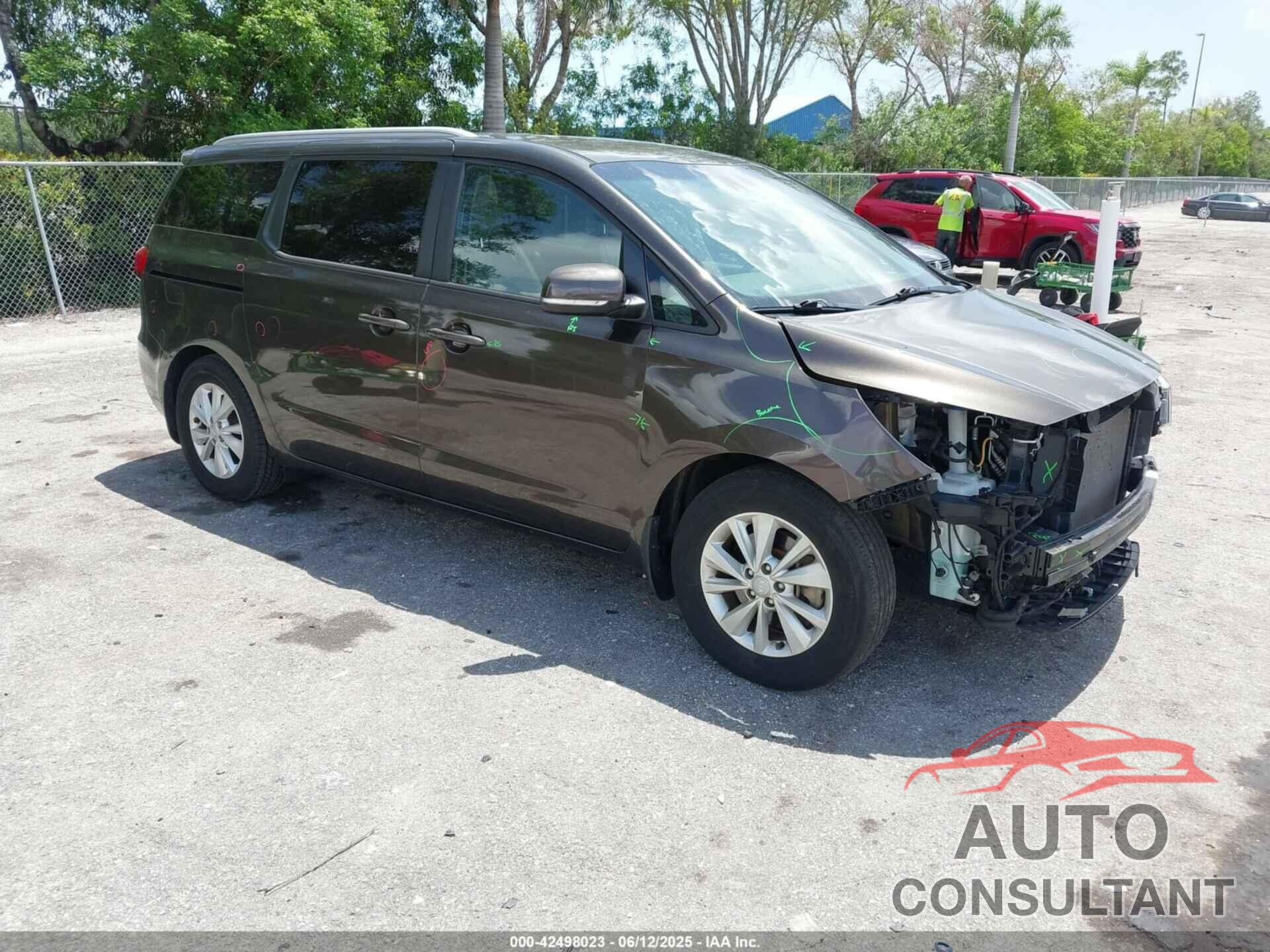KIA SEDONA 2018 - KNDMB5C12J6363430