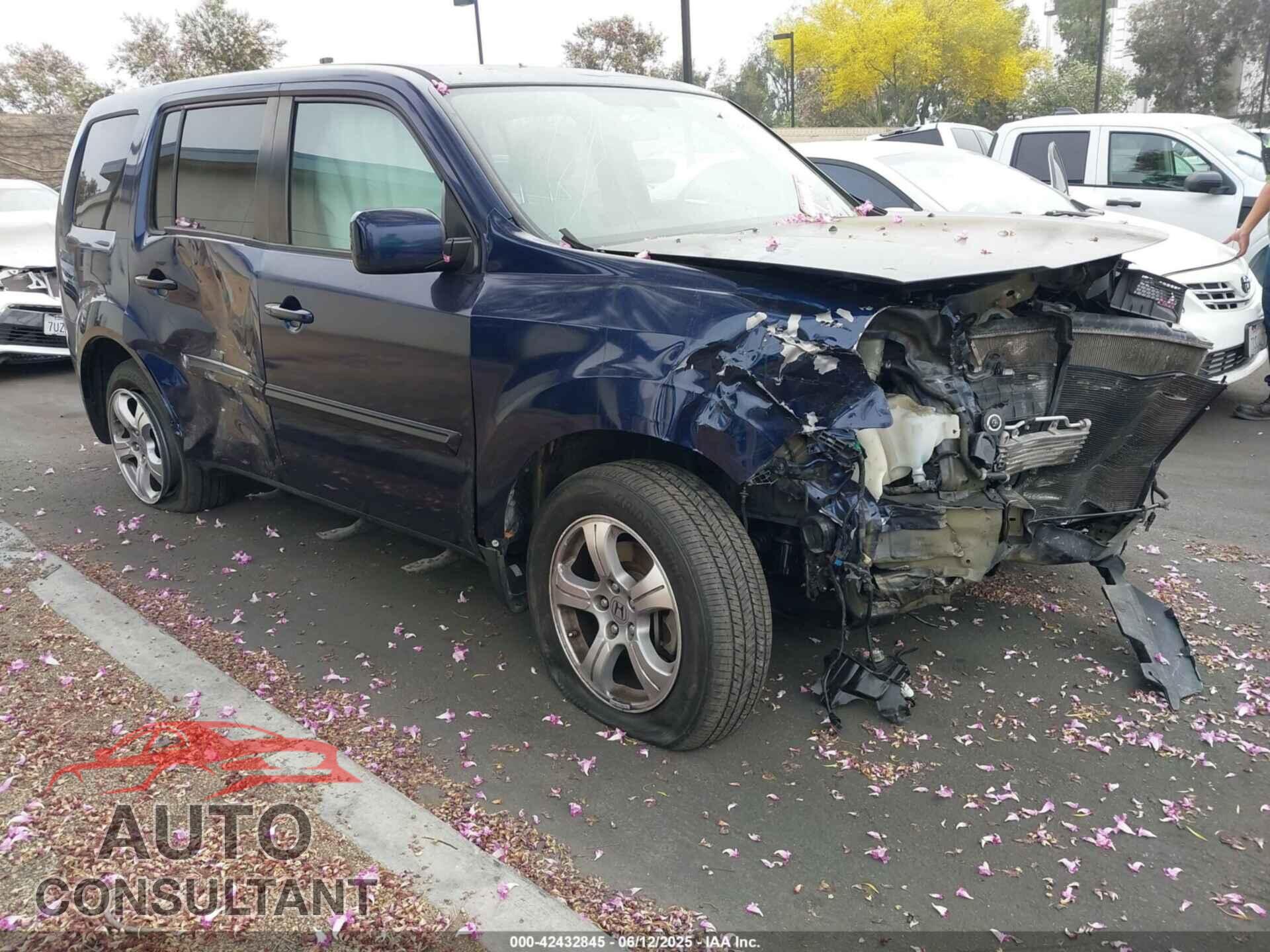 HONDA PILOT 2015 - 5FNYF4H41FB043997