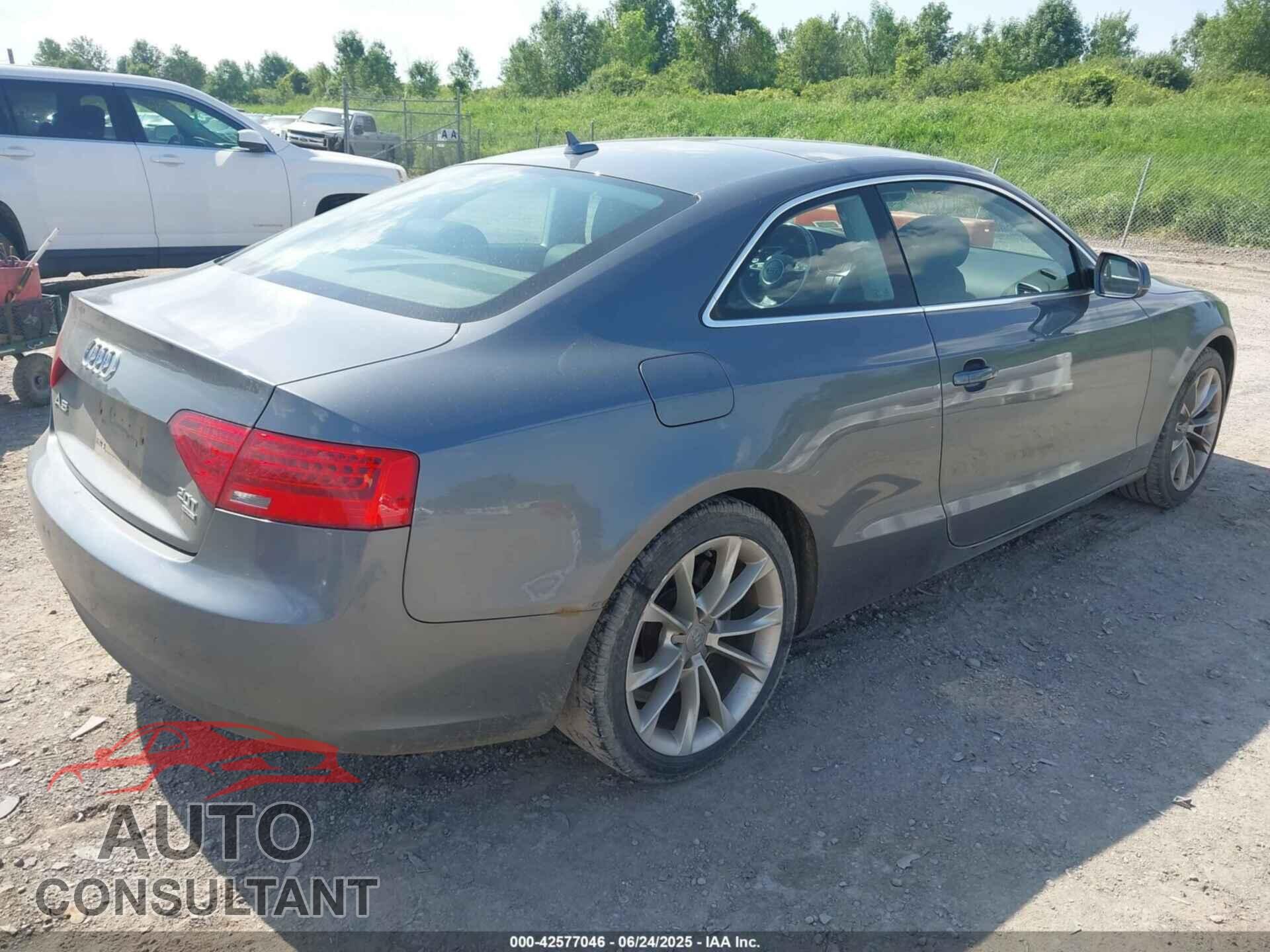 AUDI A5 2013 - WAUCFAFR2DA031920