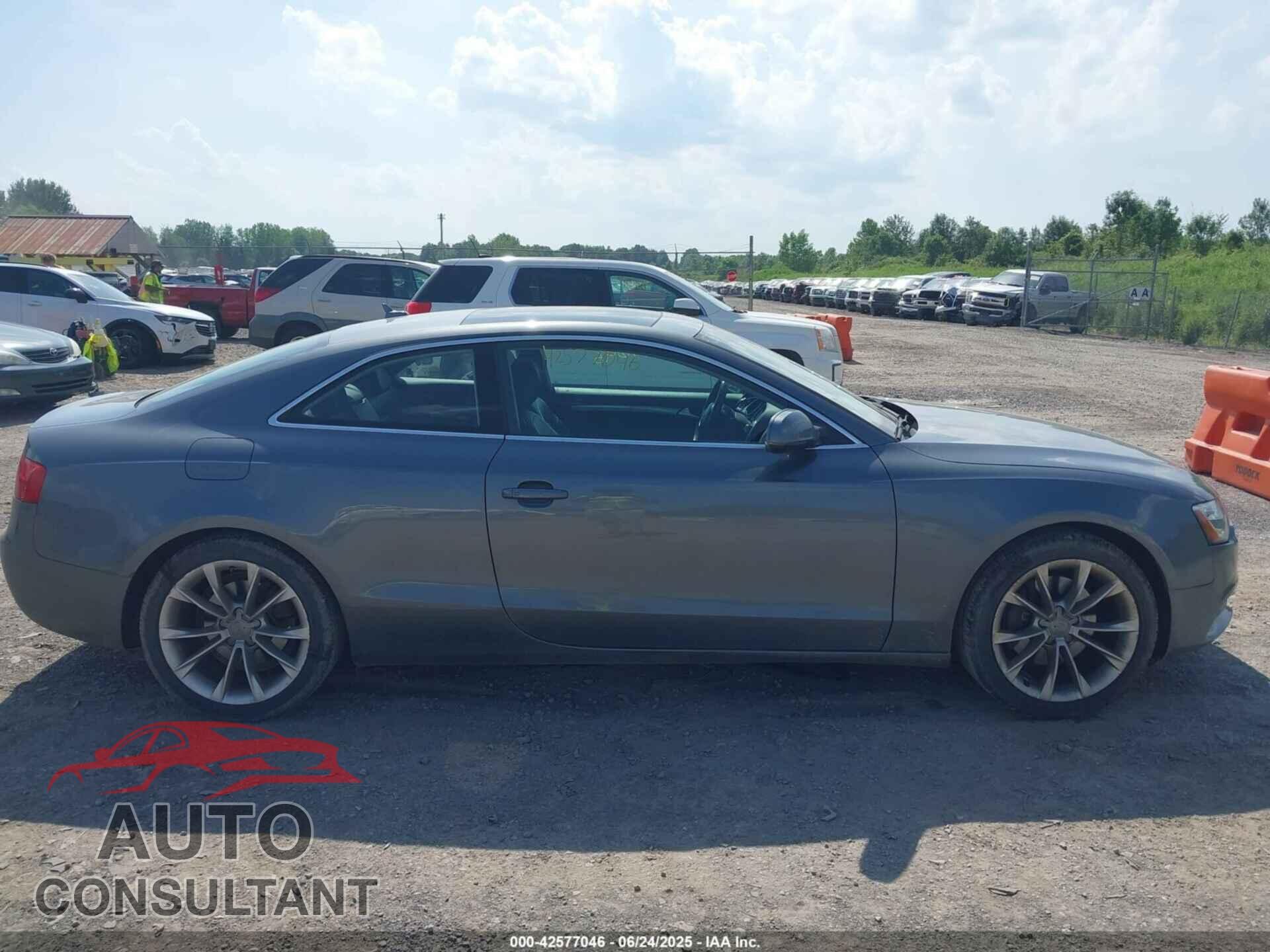 AUDI A5 2013 - WAUCFAFR2DA031920