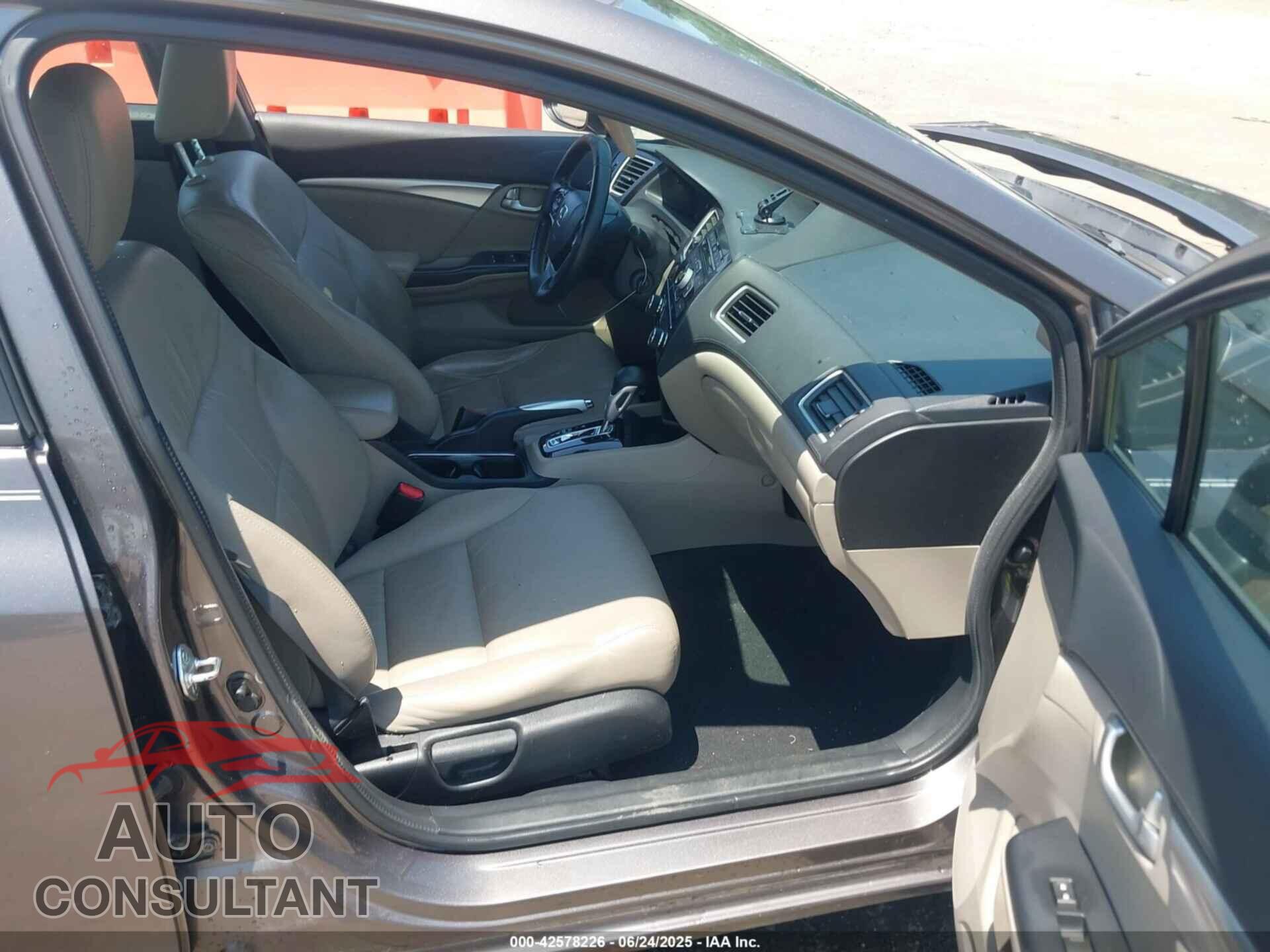 HONDA CIVIC 2013 - 19XFB2F96DE064174