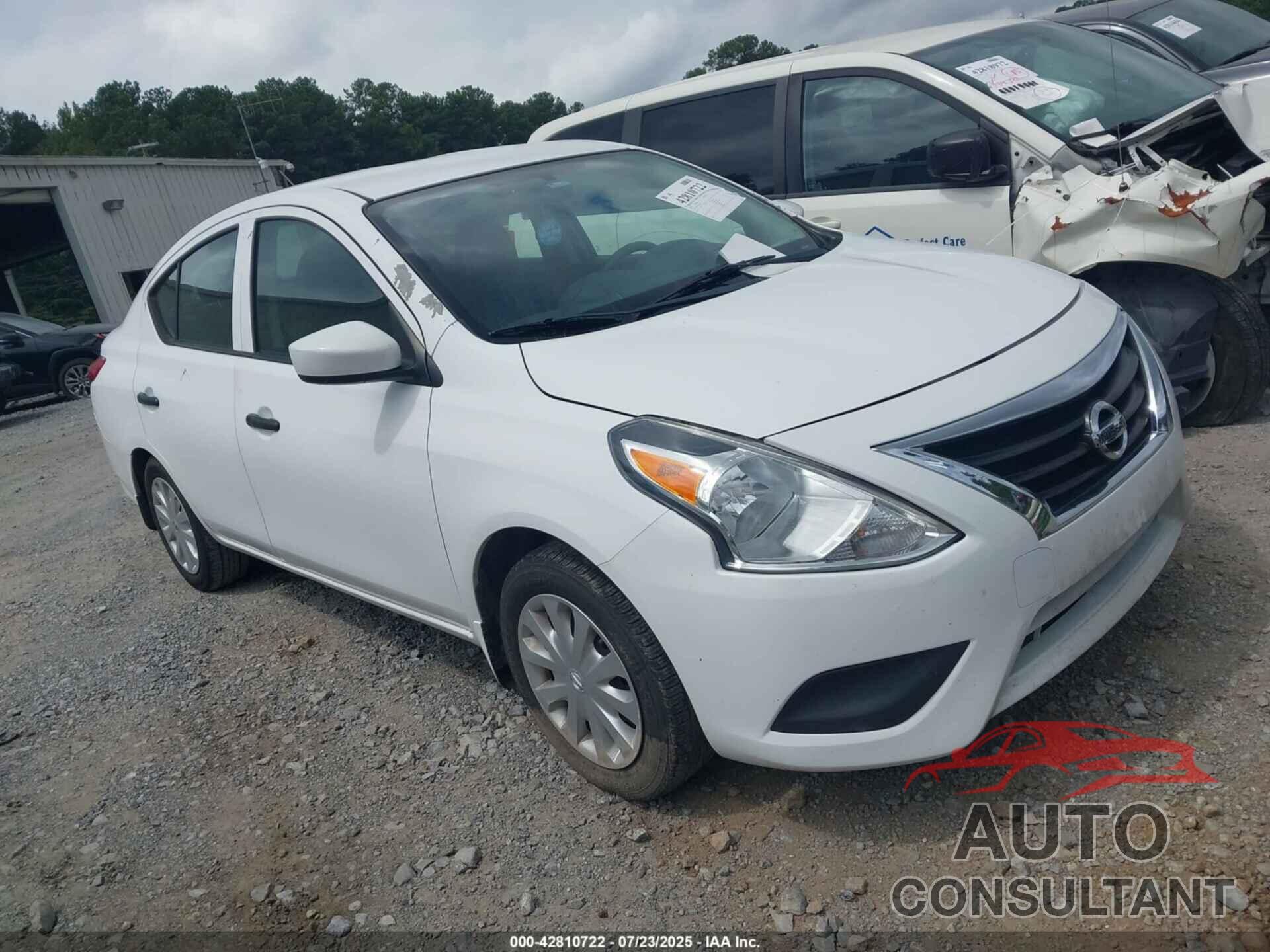 NISSAN VERSA 2018 - 3N1CN7AP2JL806139