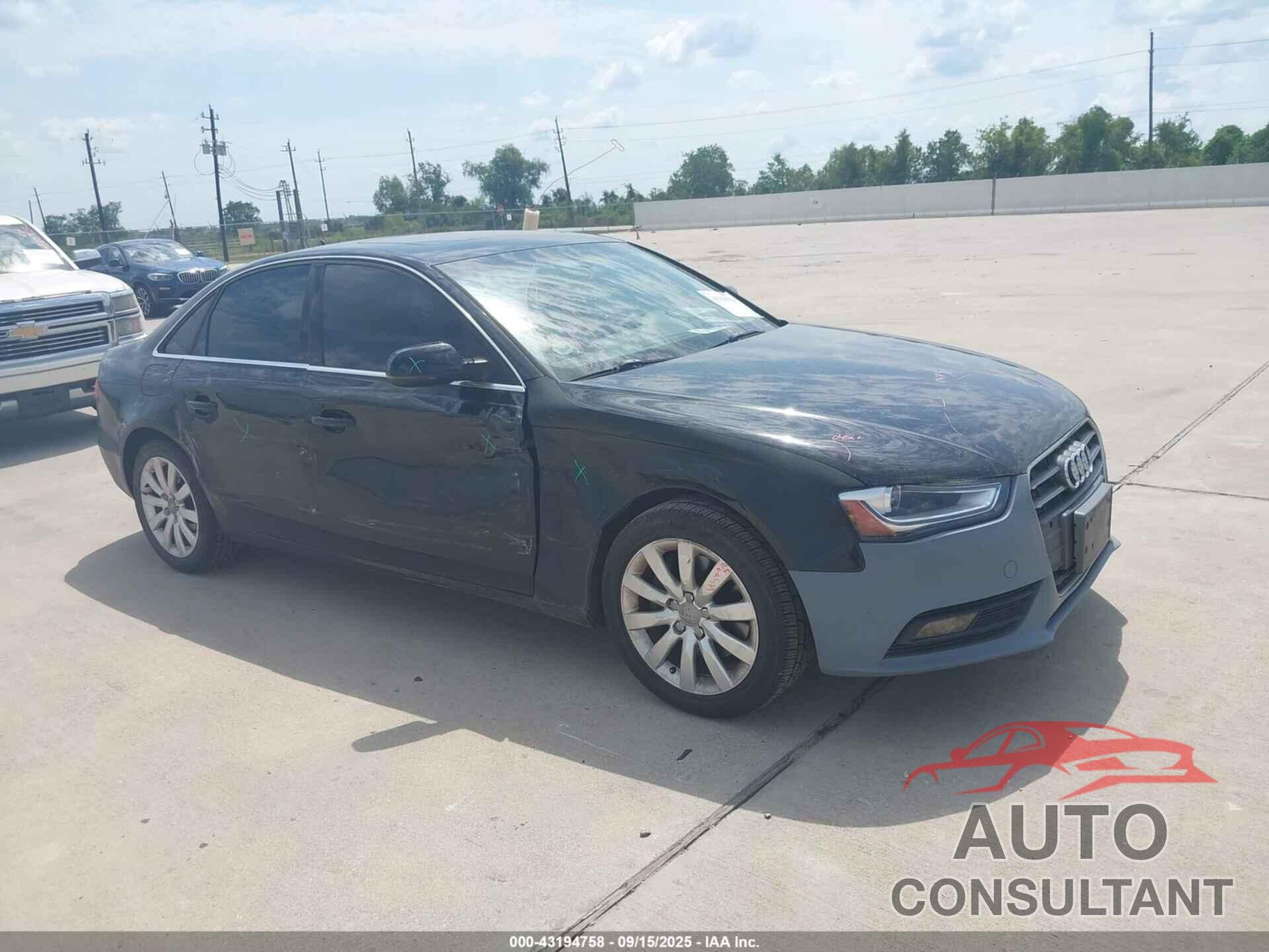 AUDI A4 2013 - WAUBFAFL7DN032951