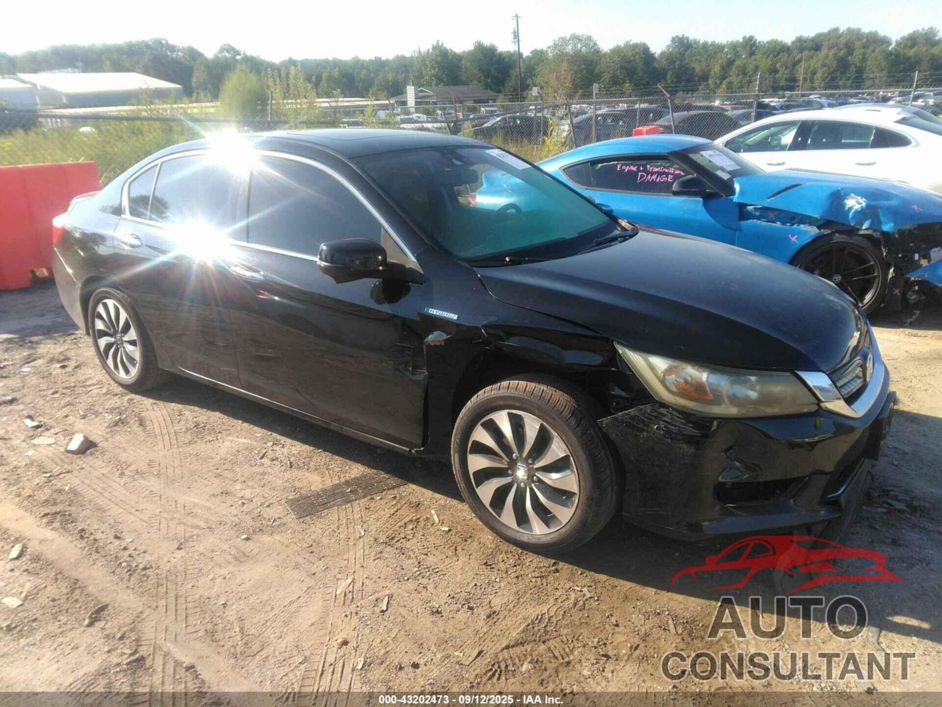 HONDA ACCORD HYBRID 2014 - 1HGCR6F52EA001372